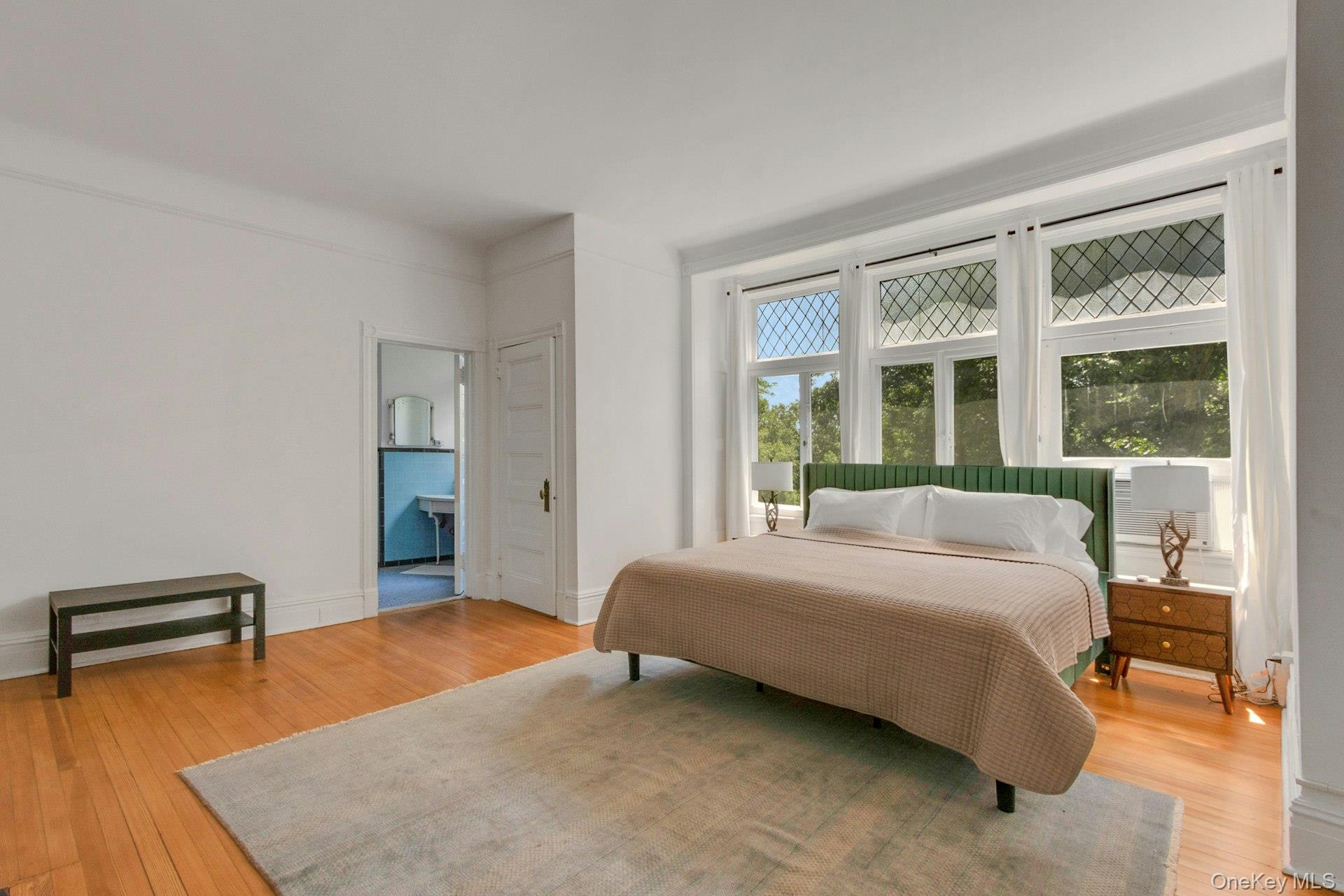61 Crows Nest Road, Unit 6 photo 11