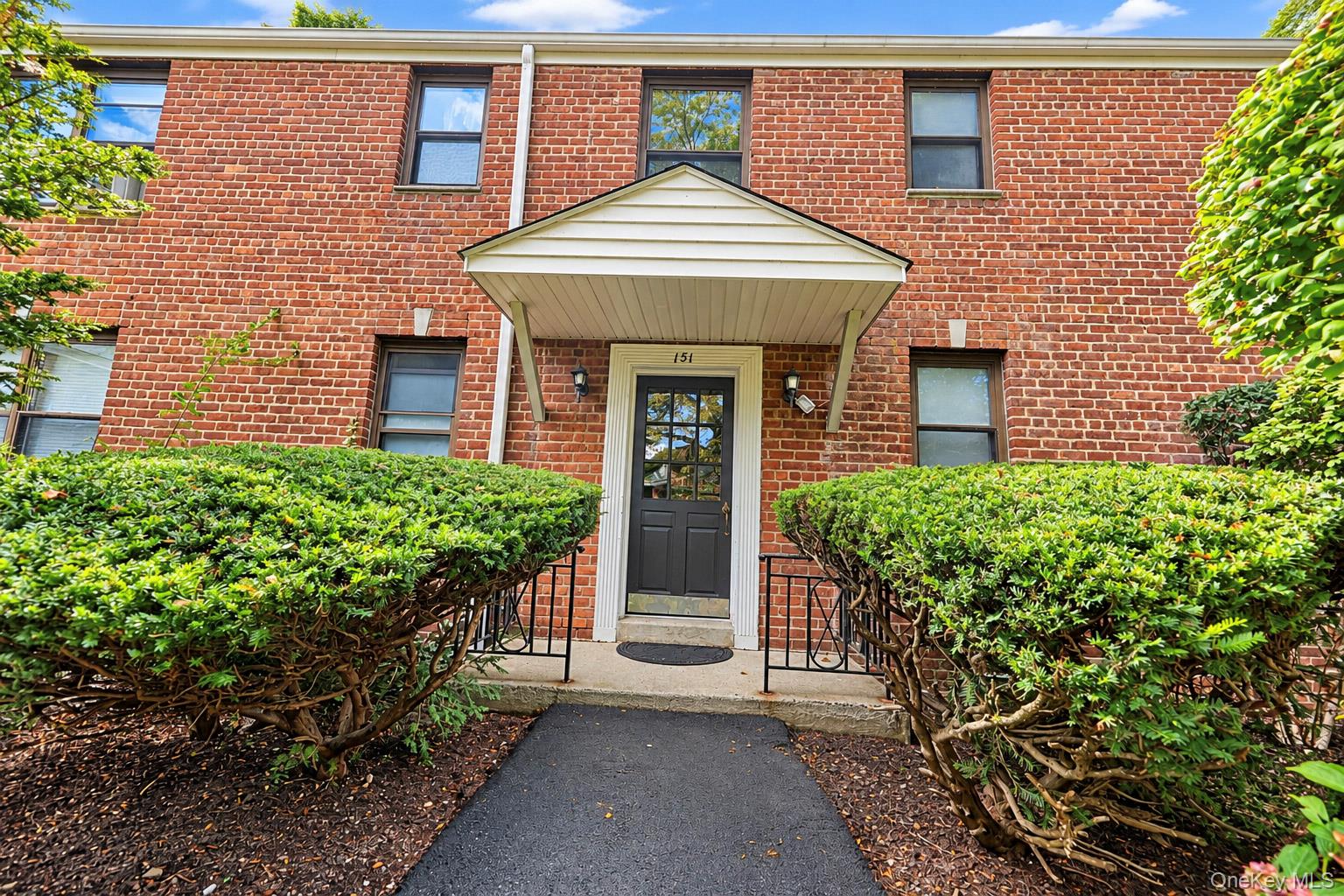 151 E Hartsdale Avenue, Unit 2B photo 5