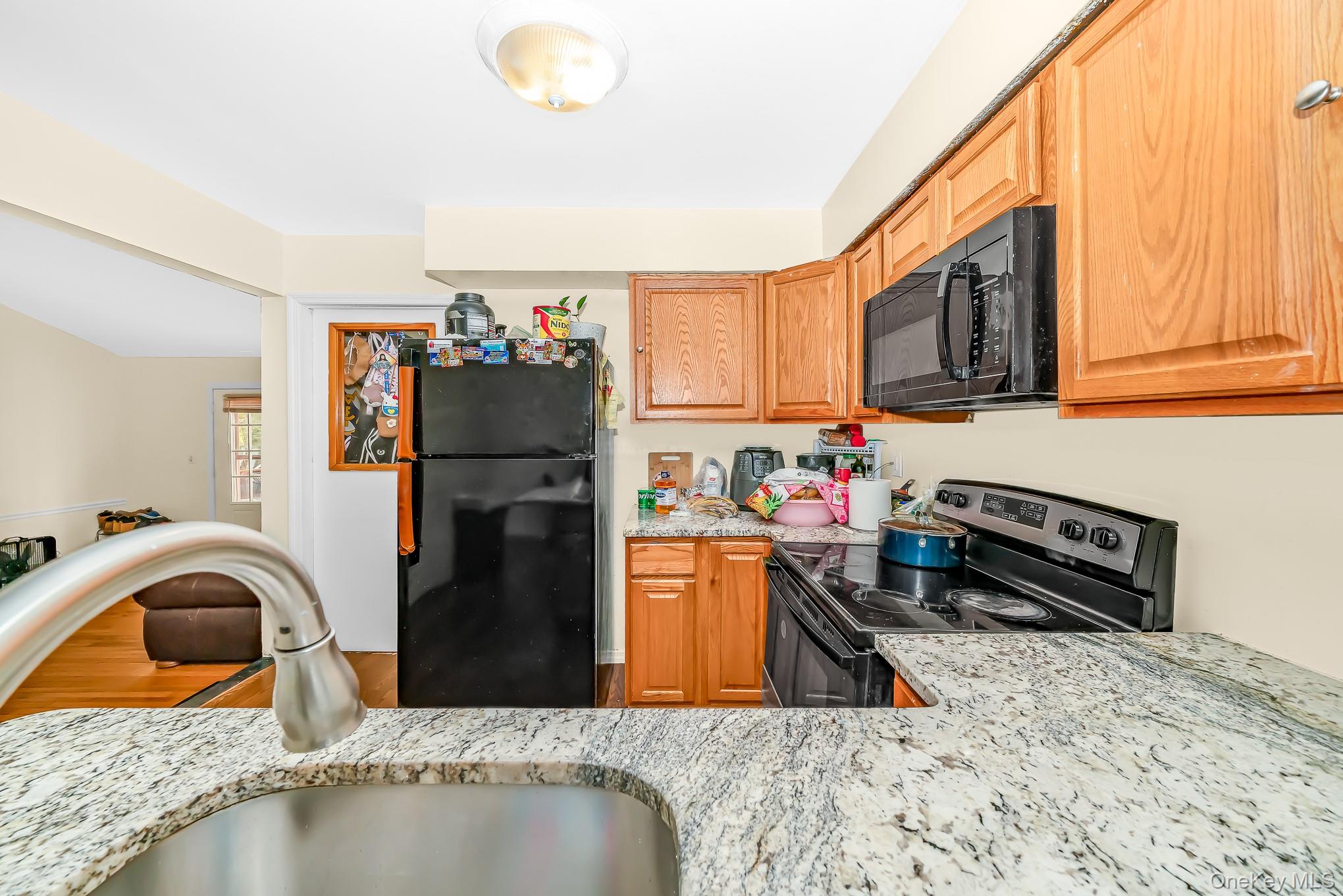 103 Gates Avenue – For Sale photo 6