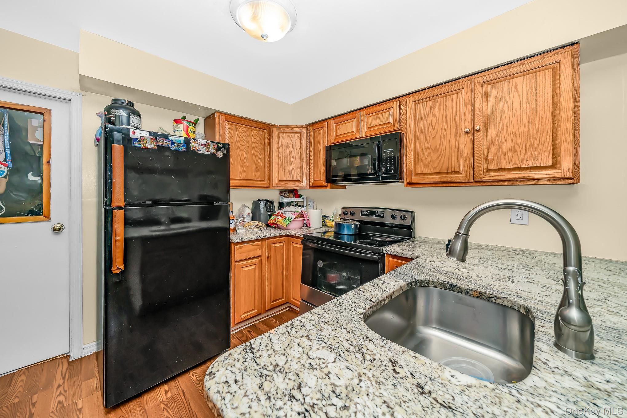 103 Gates Avenue – For Sale photo 7