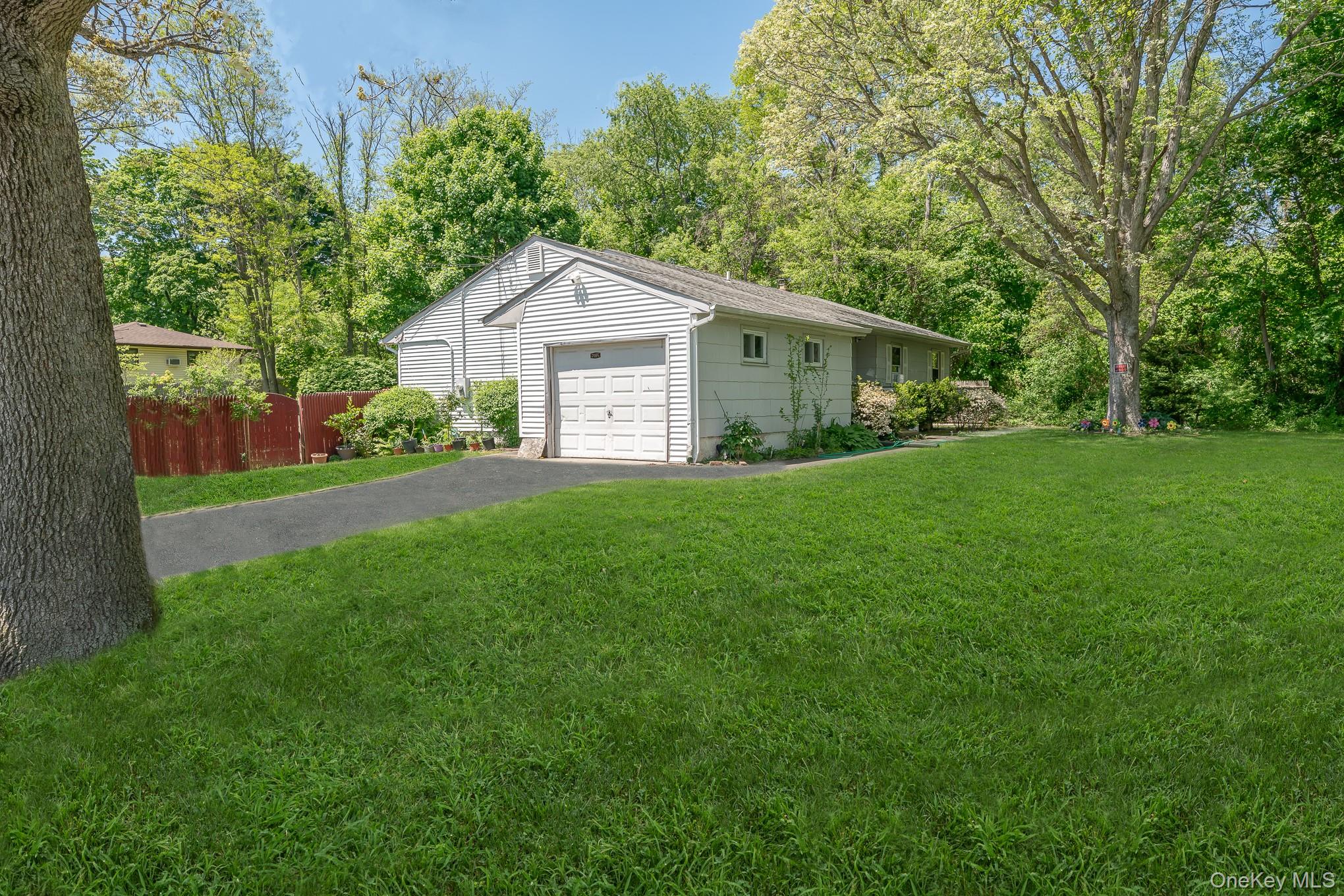 103 Gates Avenue – For Sale photo 24