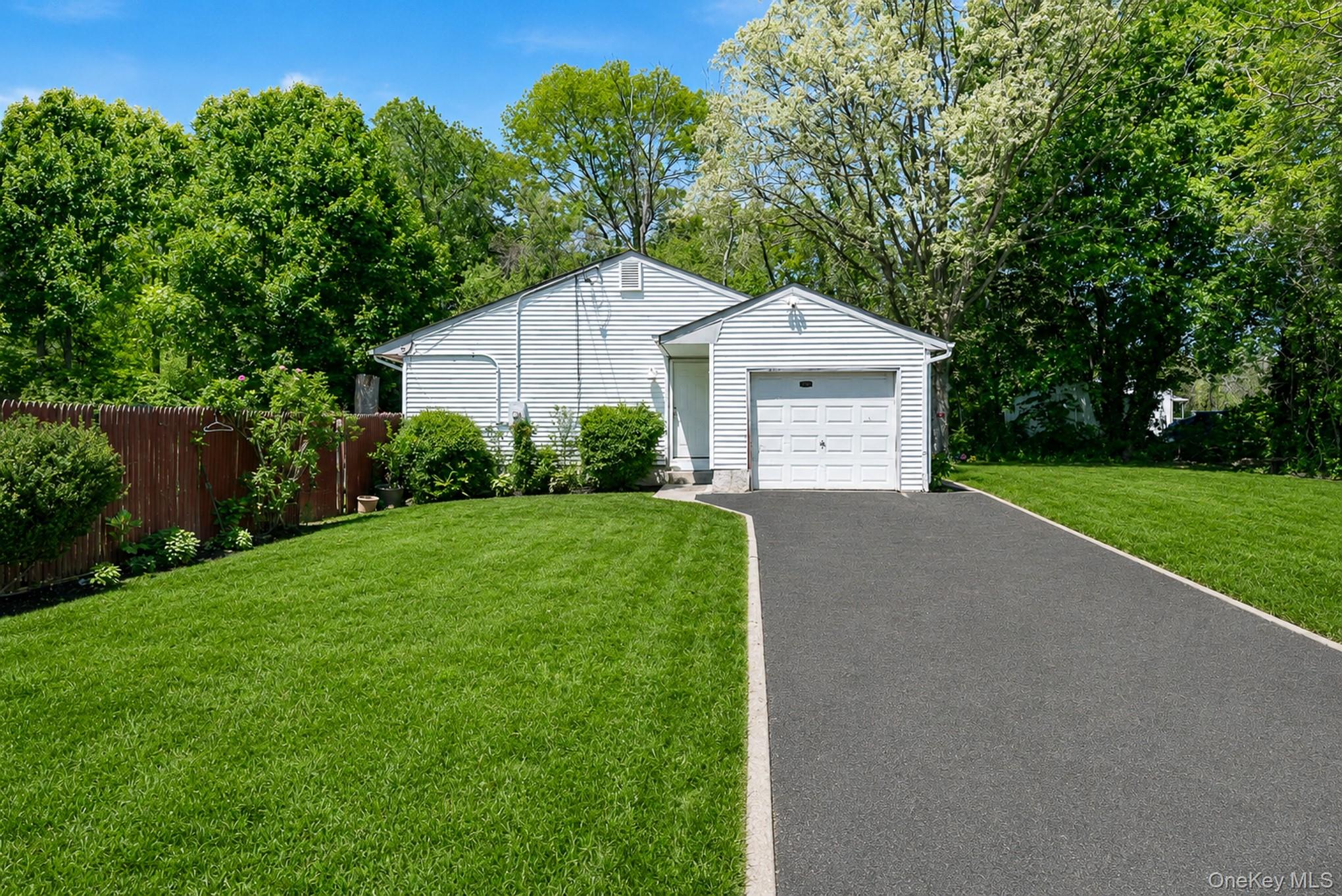 103 Gates Avenue – For Sale photo 23