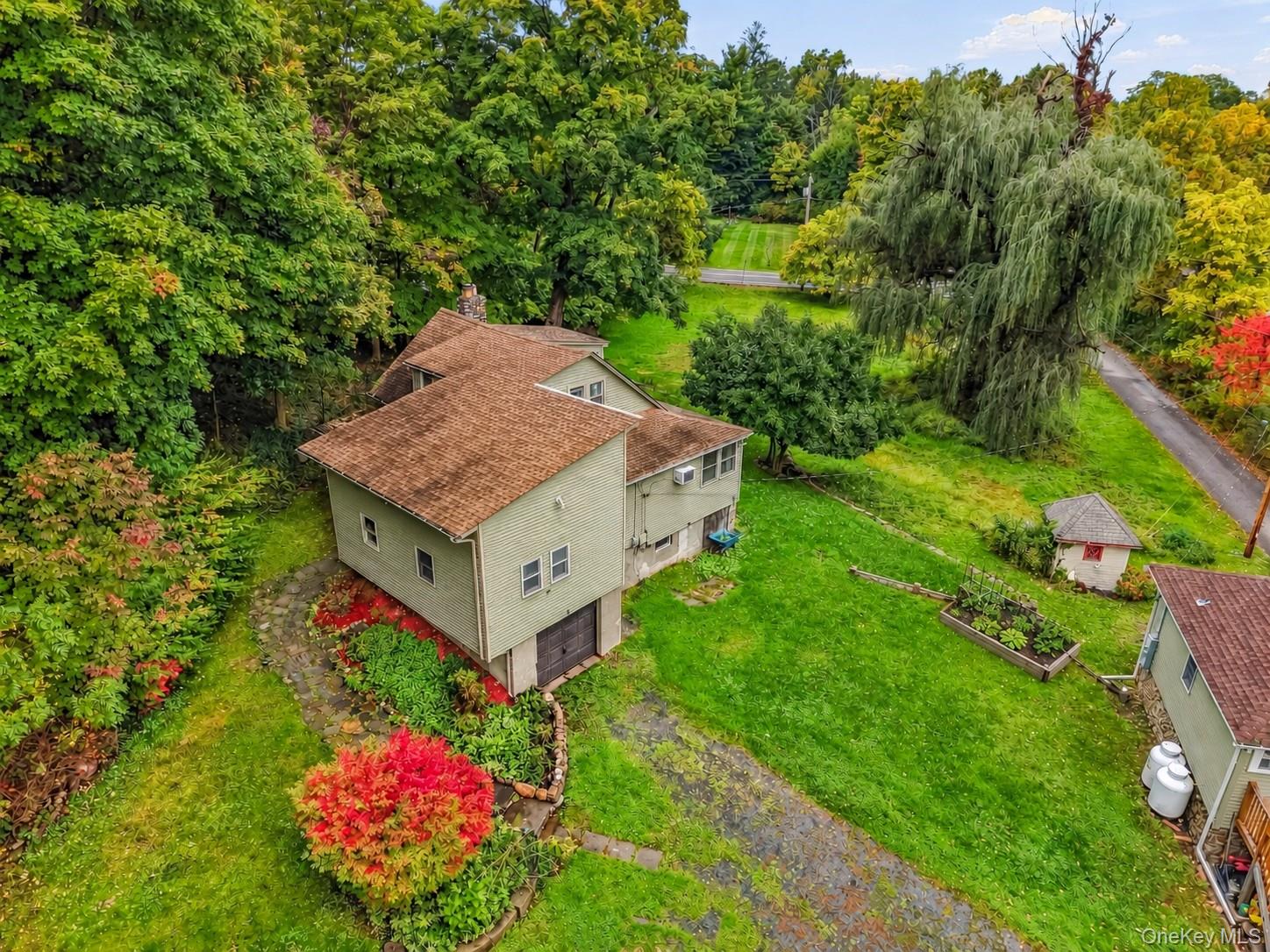 2 Iris Road – For Sale photo 4