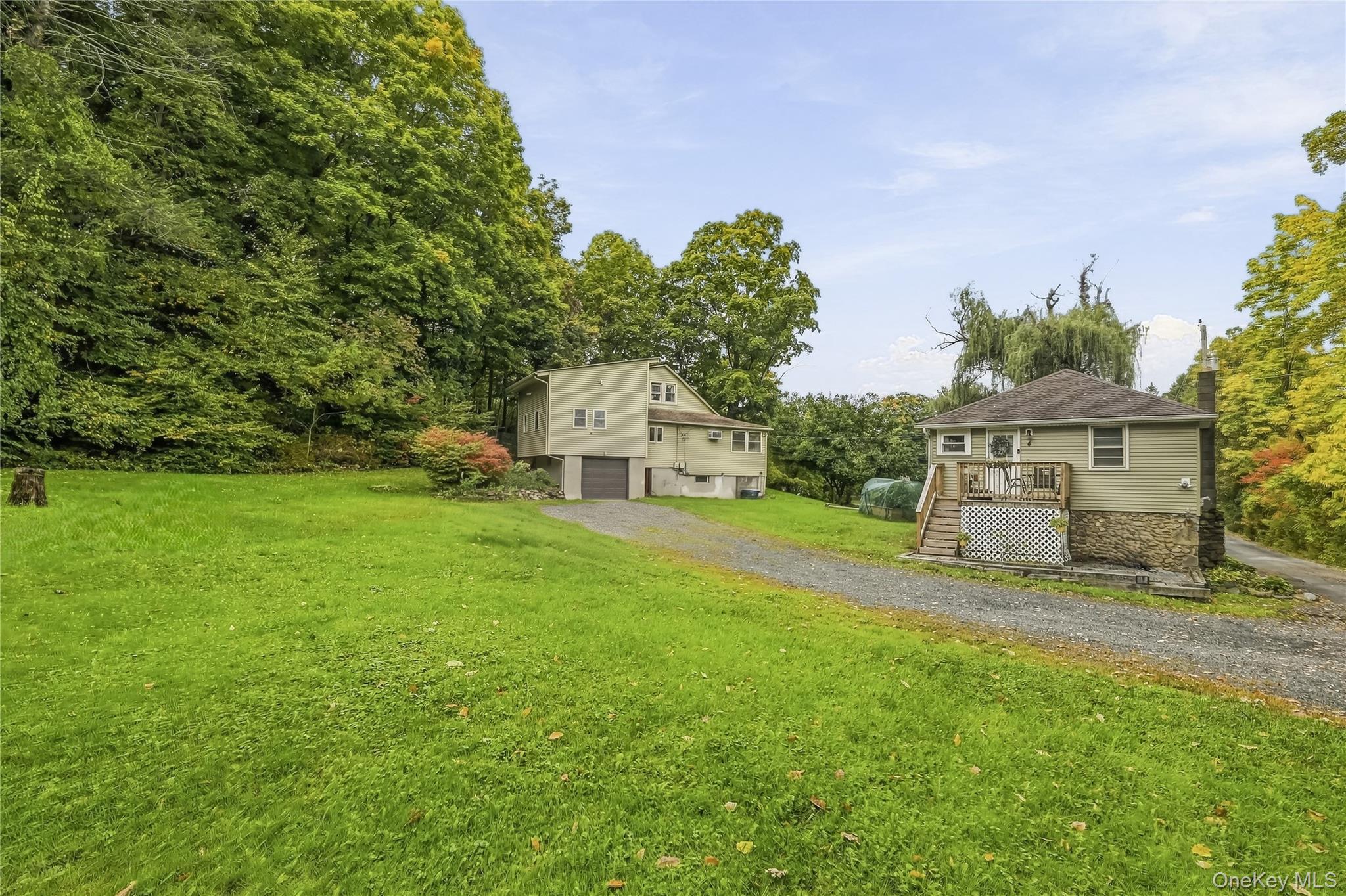 2 Iris Road – For Sale photo 5