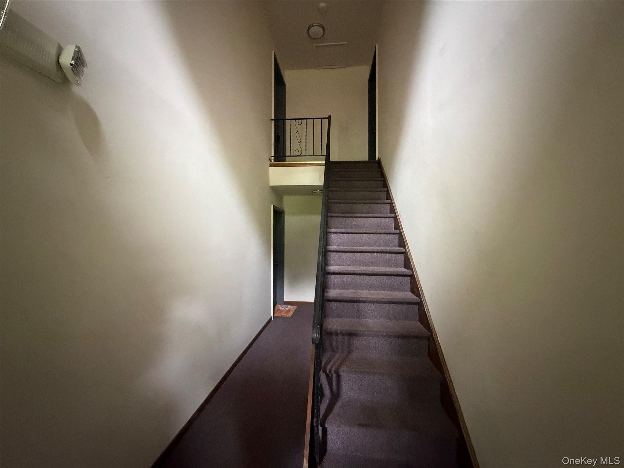 14 Fern Court, Unit H photo 2