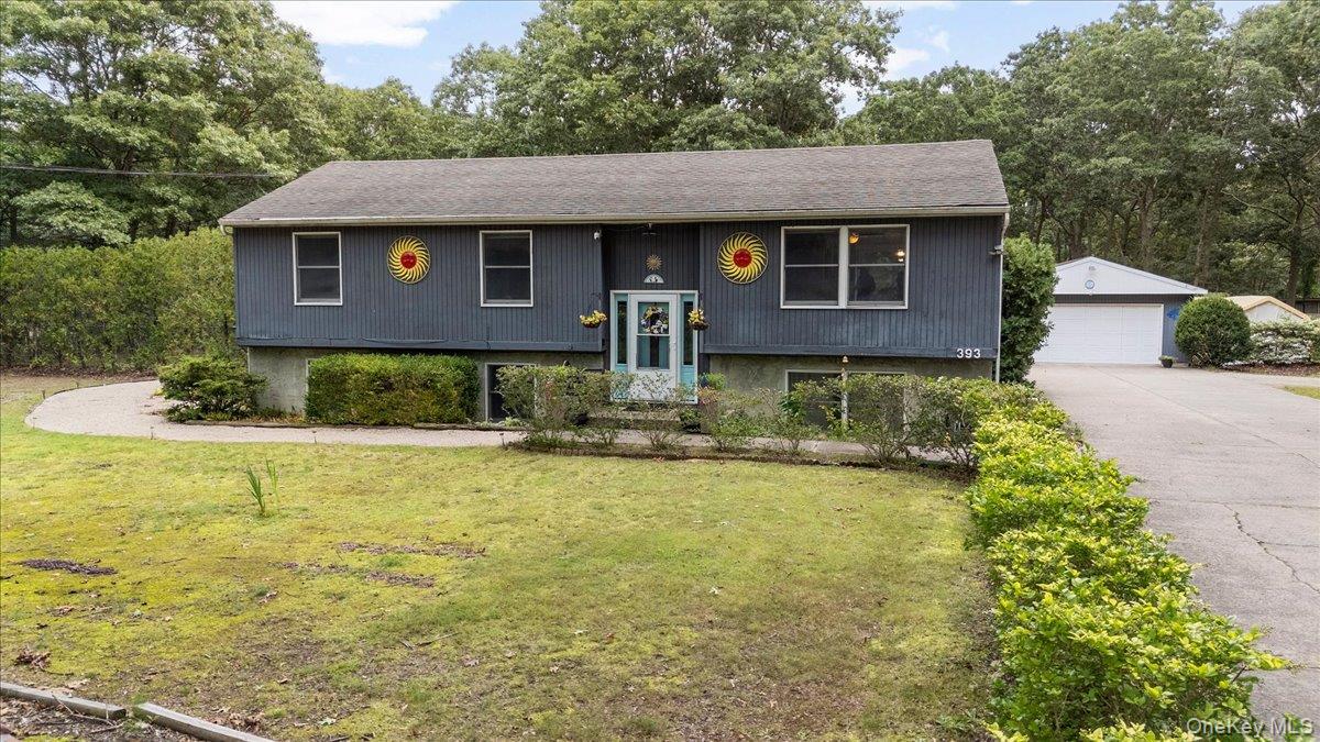 393 Railroad Avenue – For Sale photo 2