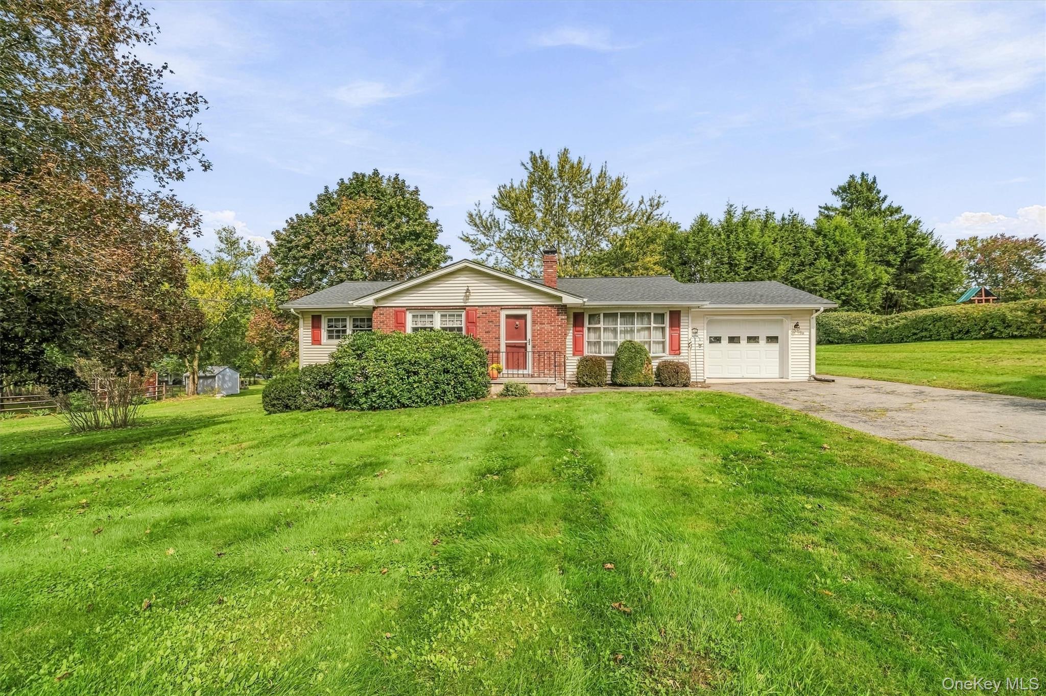 38 Blossom Lane – For Sale