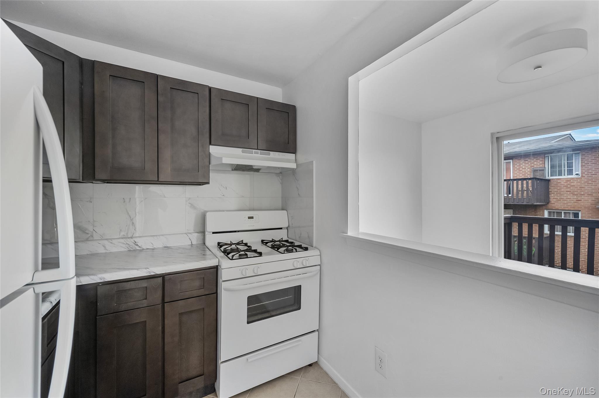 351 N Broadway, Unit 2I photo 13