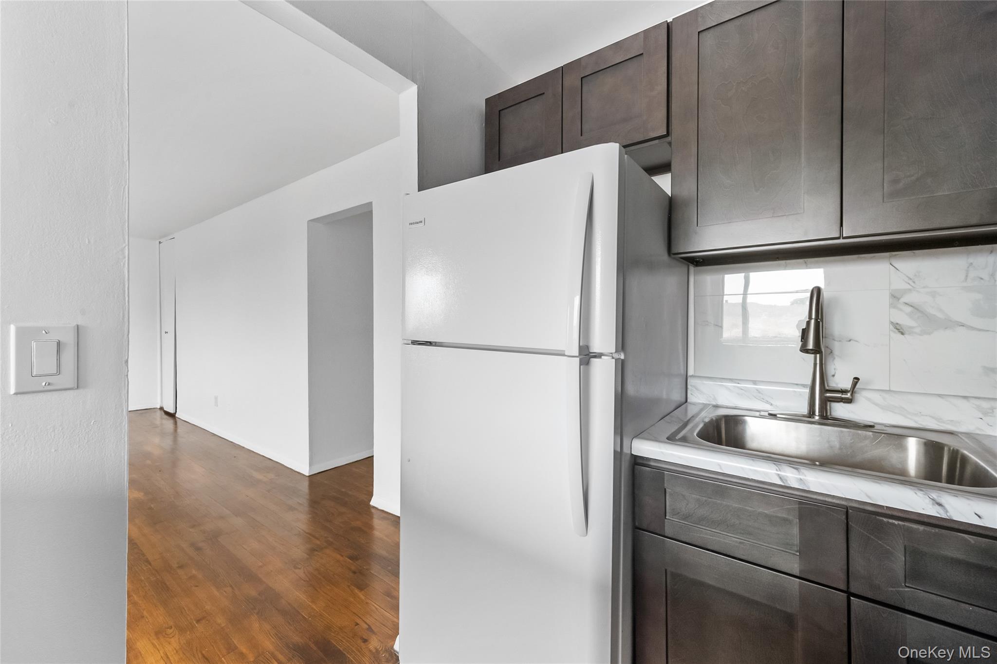 351 N Broadway, Unit 2I photo 15