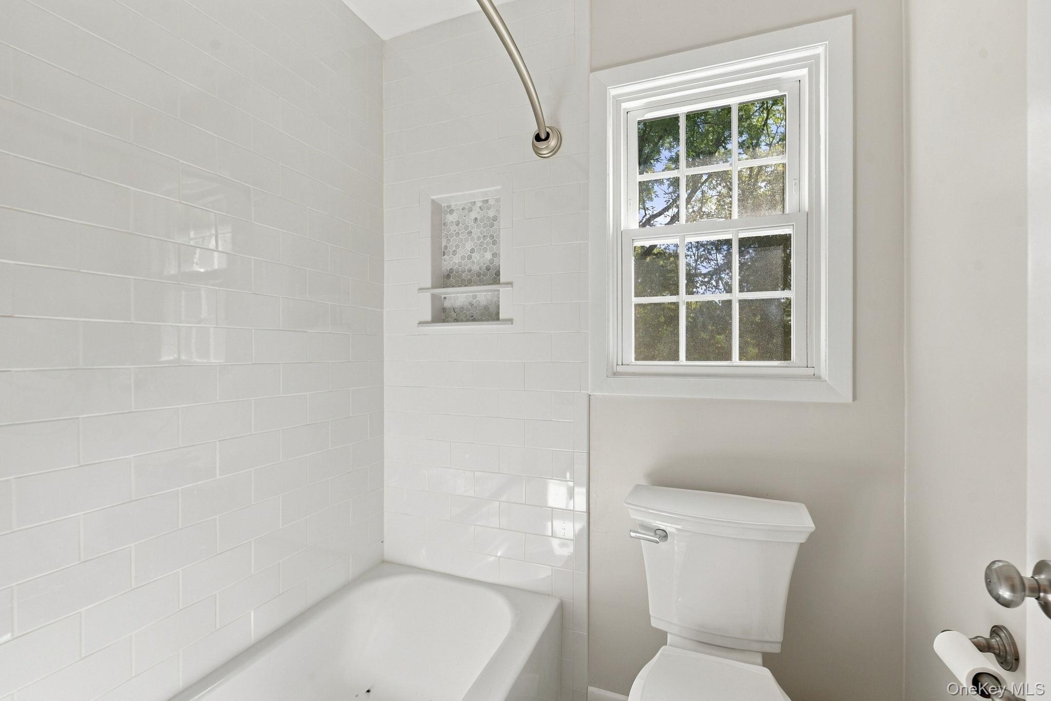 52 Kensington Drive – For Rent photo 15