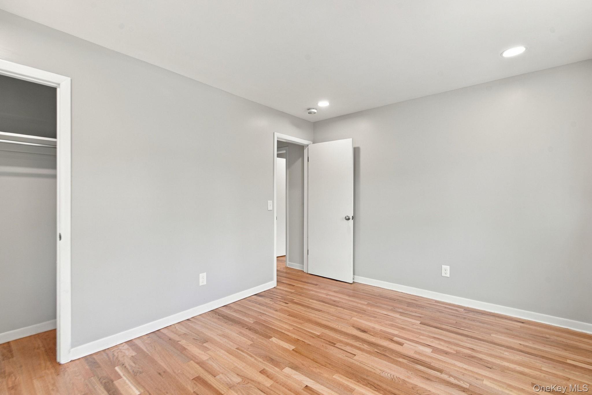 52 Kensington Drive – For Rent photo 19