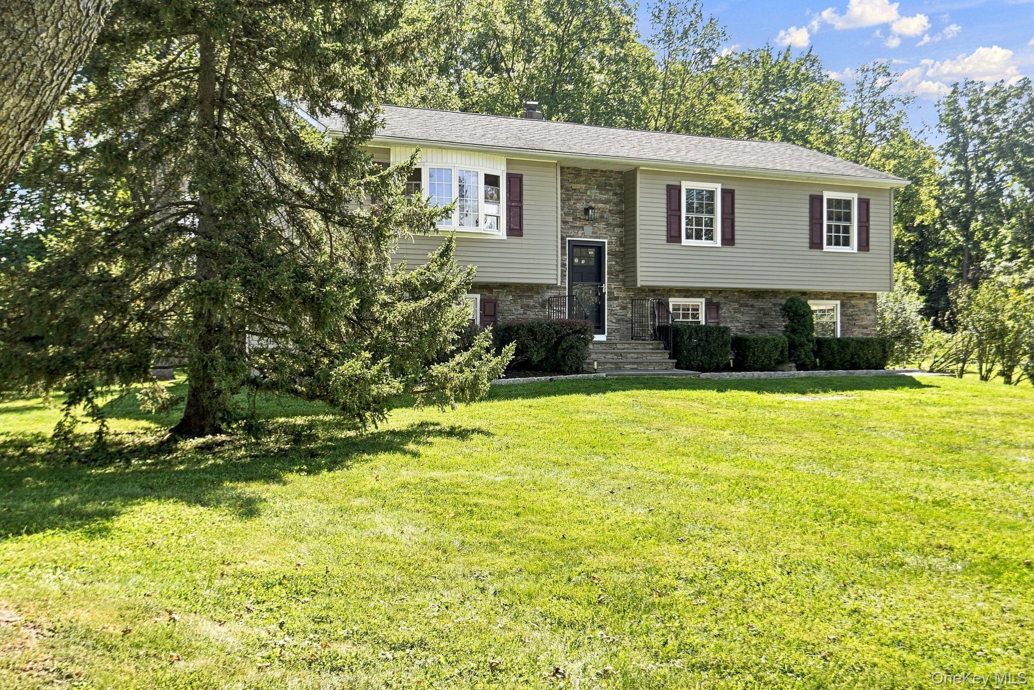 52 Kensington Drive – For Rent photo 3