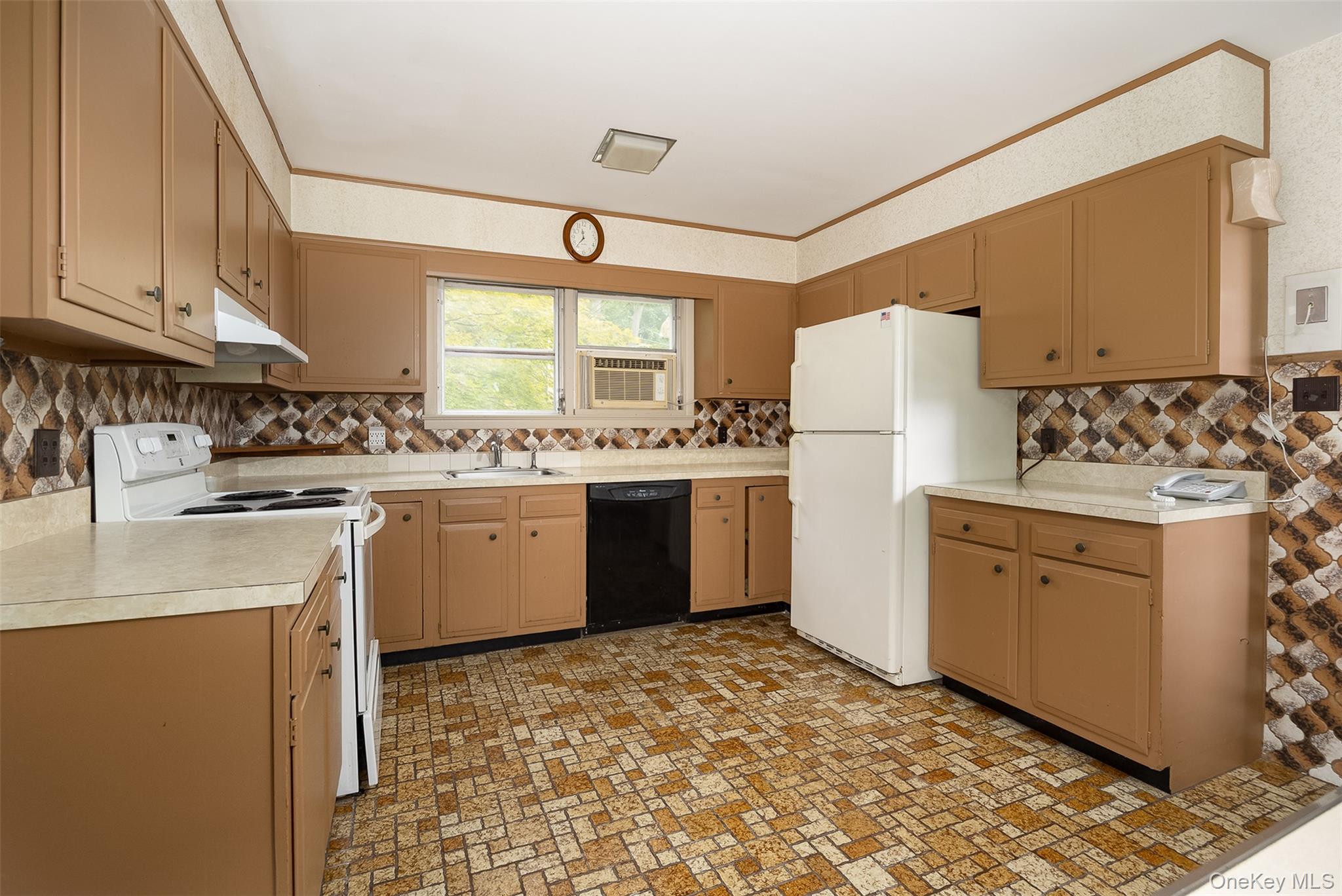 15 Cedar Street – For Sale photo 19