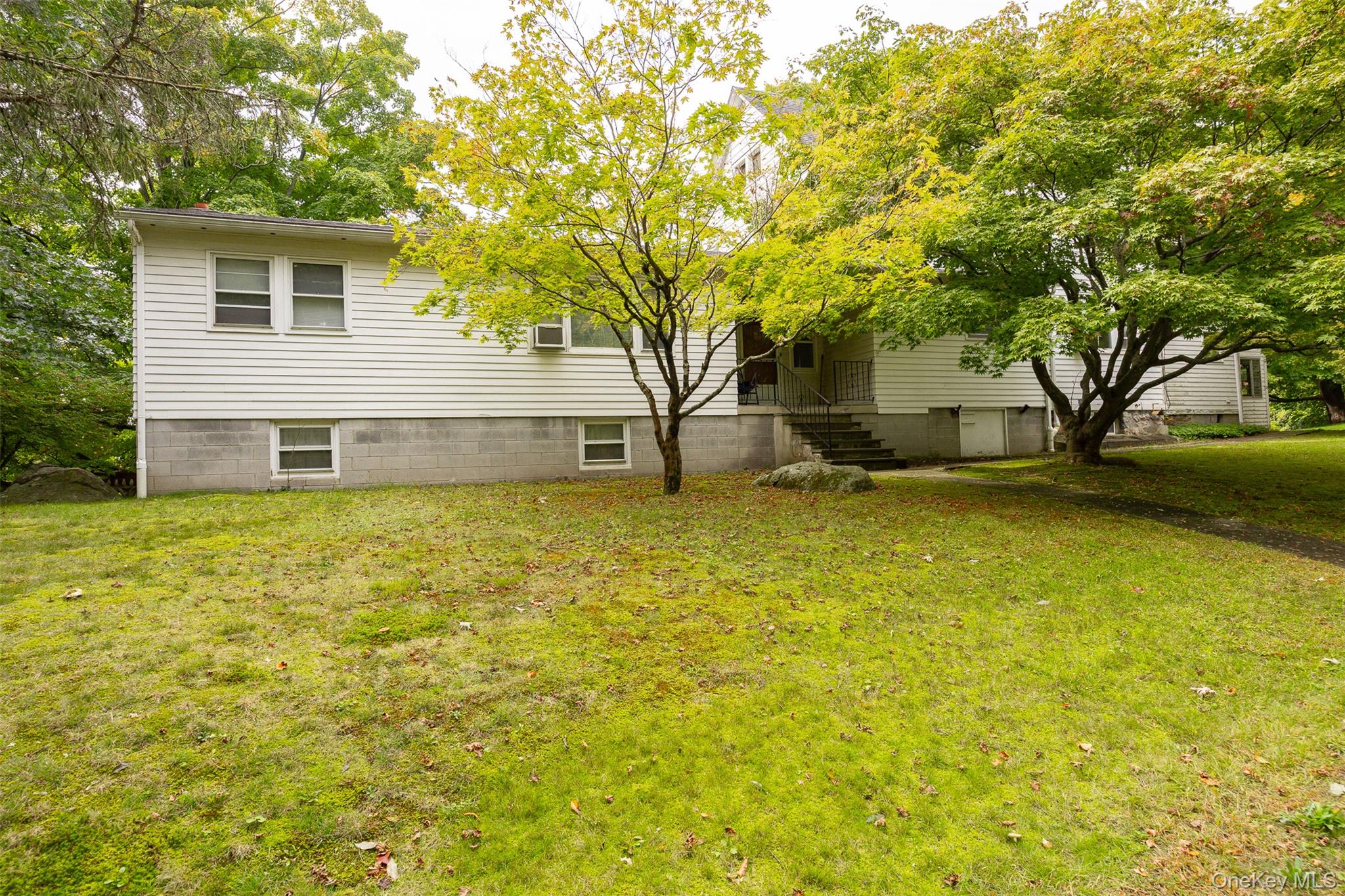 15 Cedar Street – For Sale photo 2
