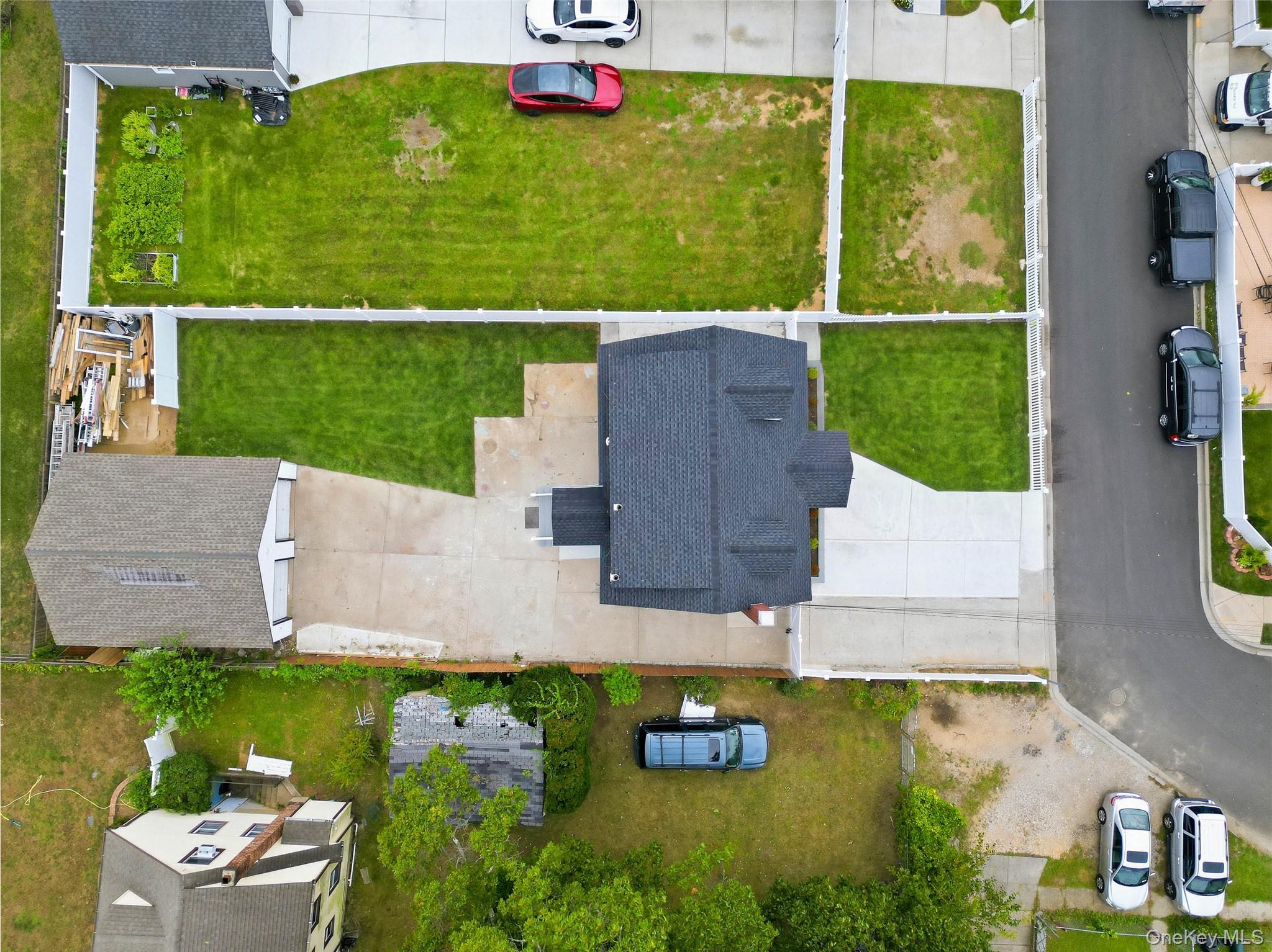 60 Mirin Avenue, Unit 1st Floor photo 26