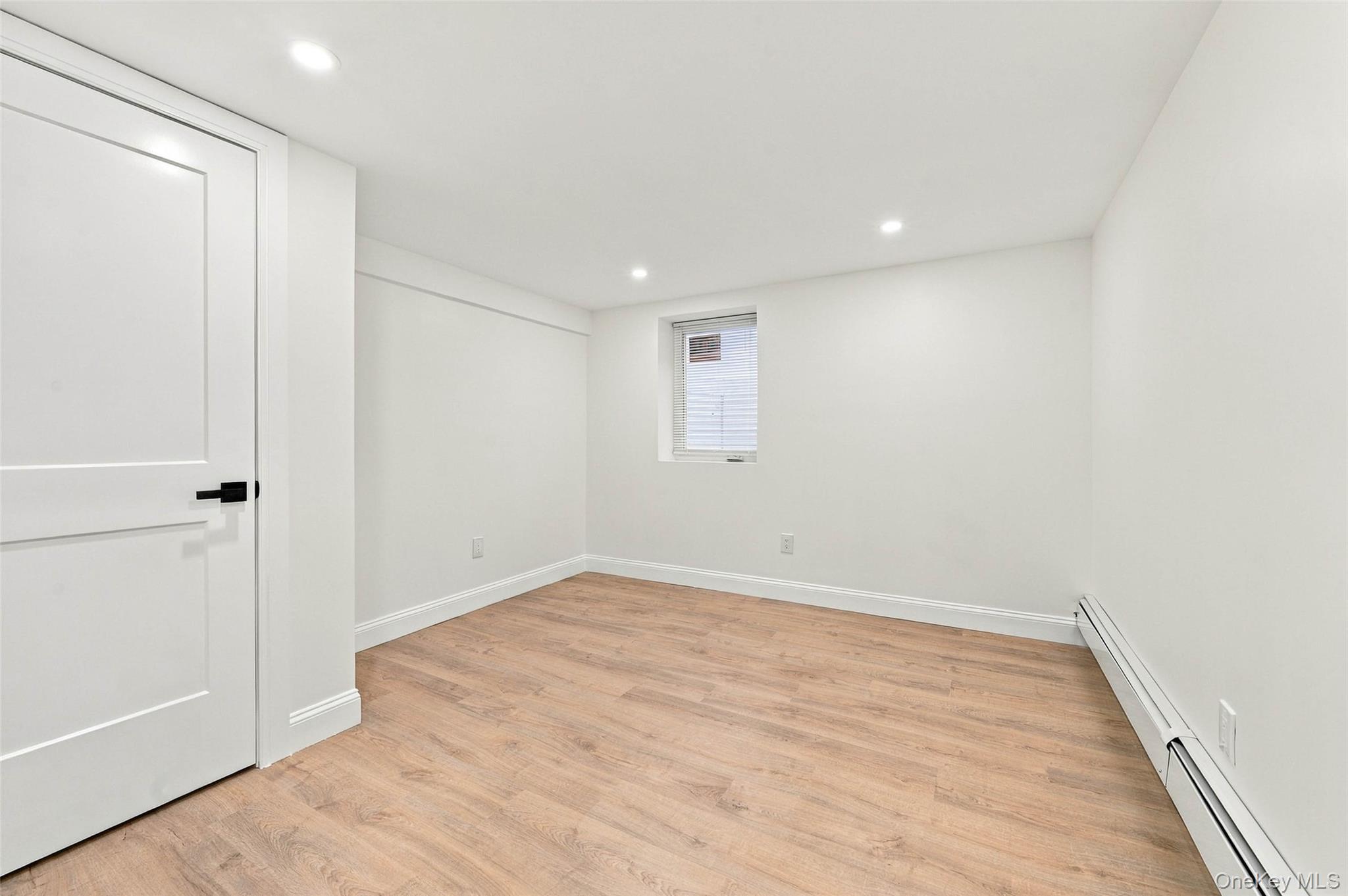 60 Mirin Avenue, Unit 1st Floor photo 12