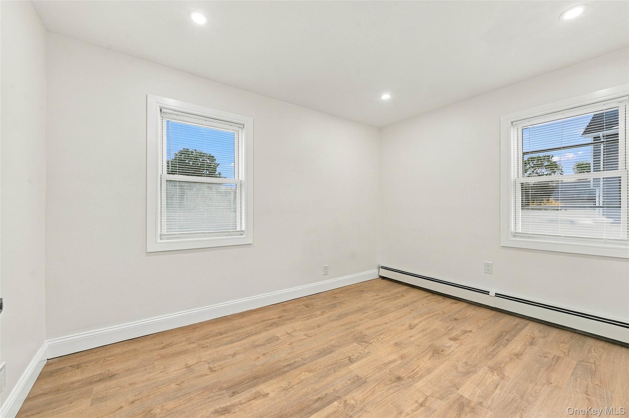 60 Mirin Avenue, Unit 1st Floor photo 10