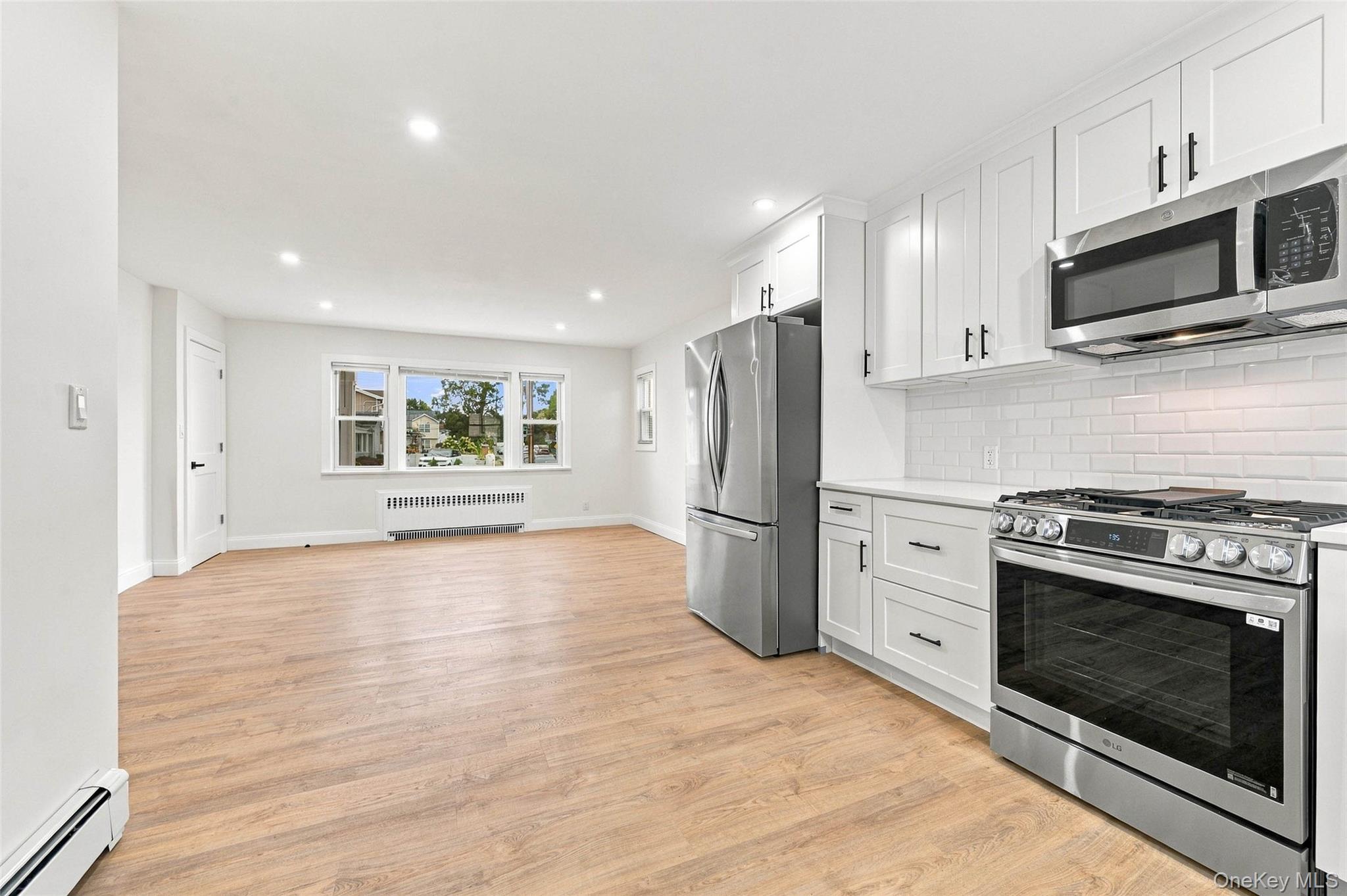 60 Mirin Avenue, Unit 1st Floor photo 8