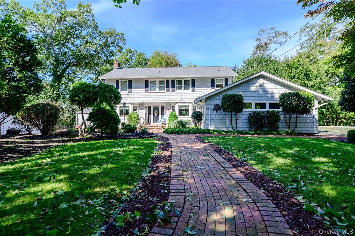 12 Knoll Crest – For Sale