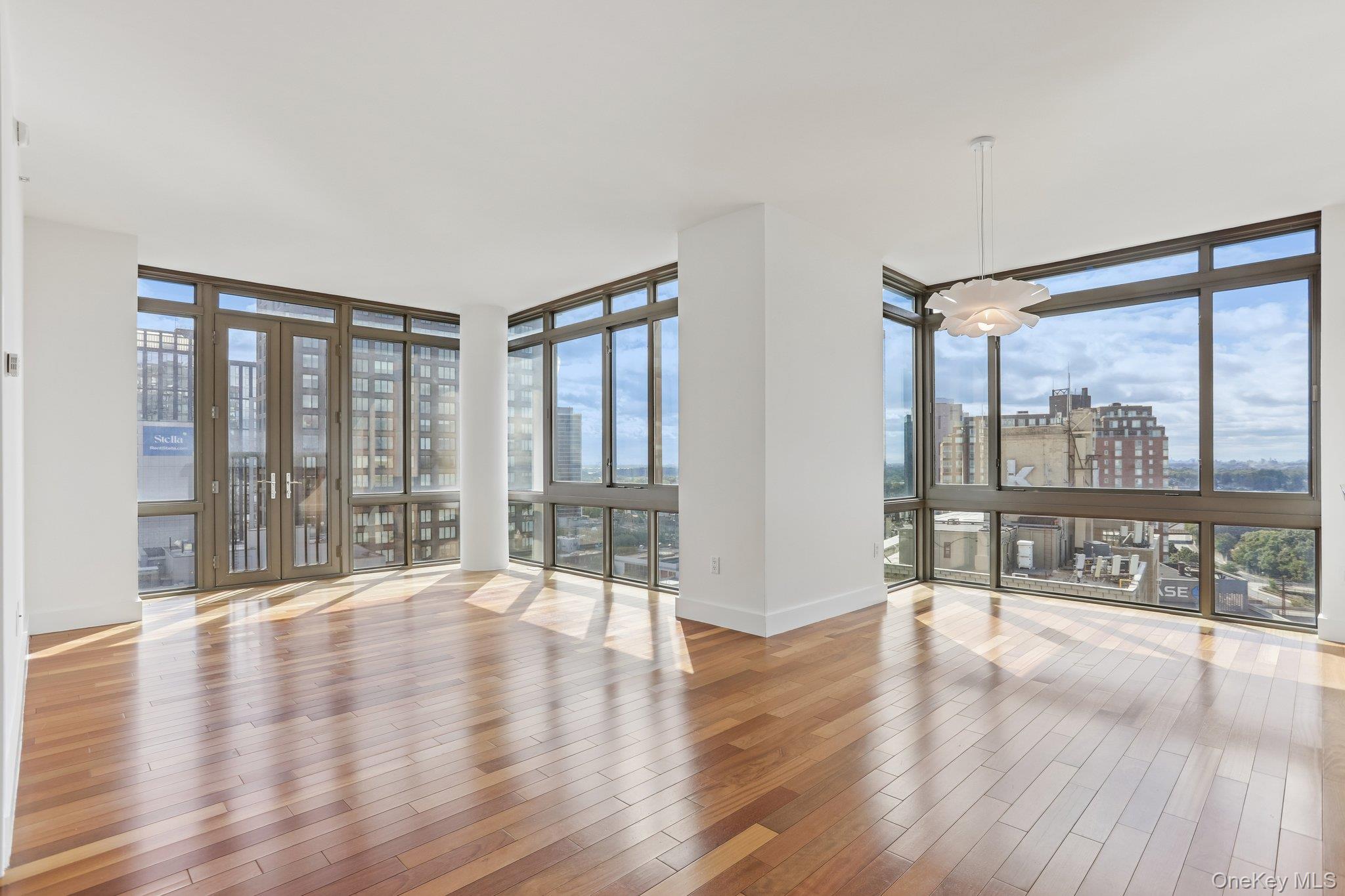 175 Huguenot Street, Unit 2006 photo 10