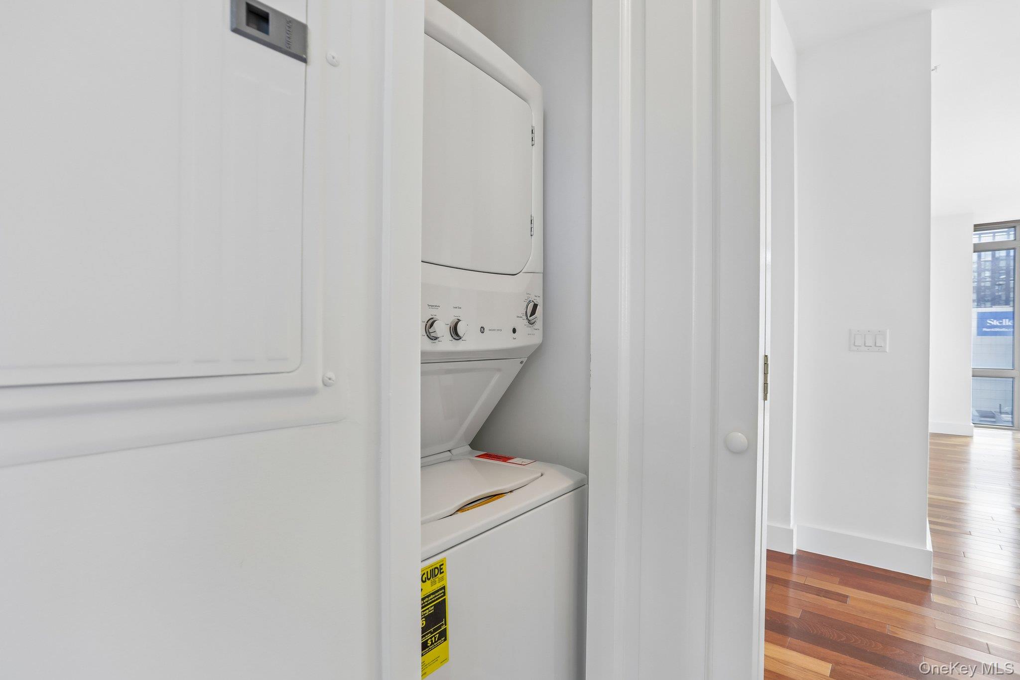 175 Huguenot Street, Unit 2006 photo 21