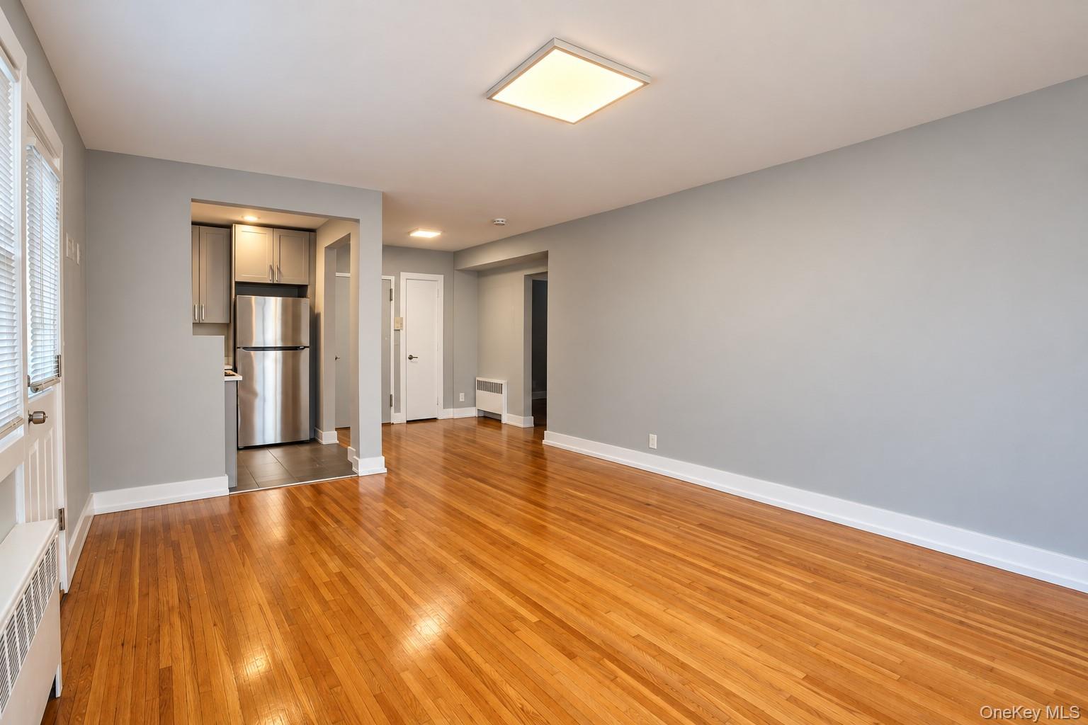 242 E Broadway, Unit 1 photo 6