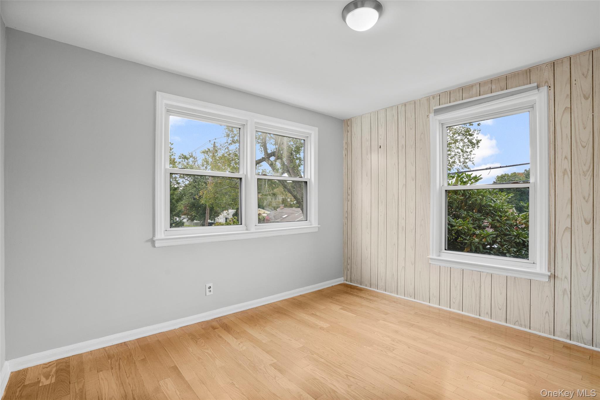 47 Whitman Road – For Sale photo 5