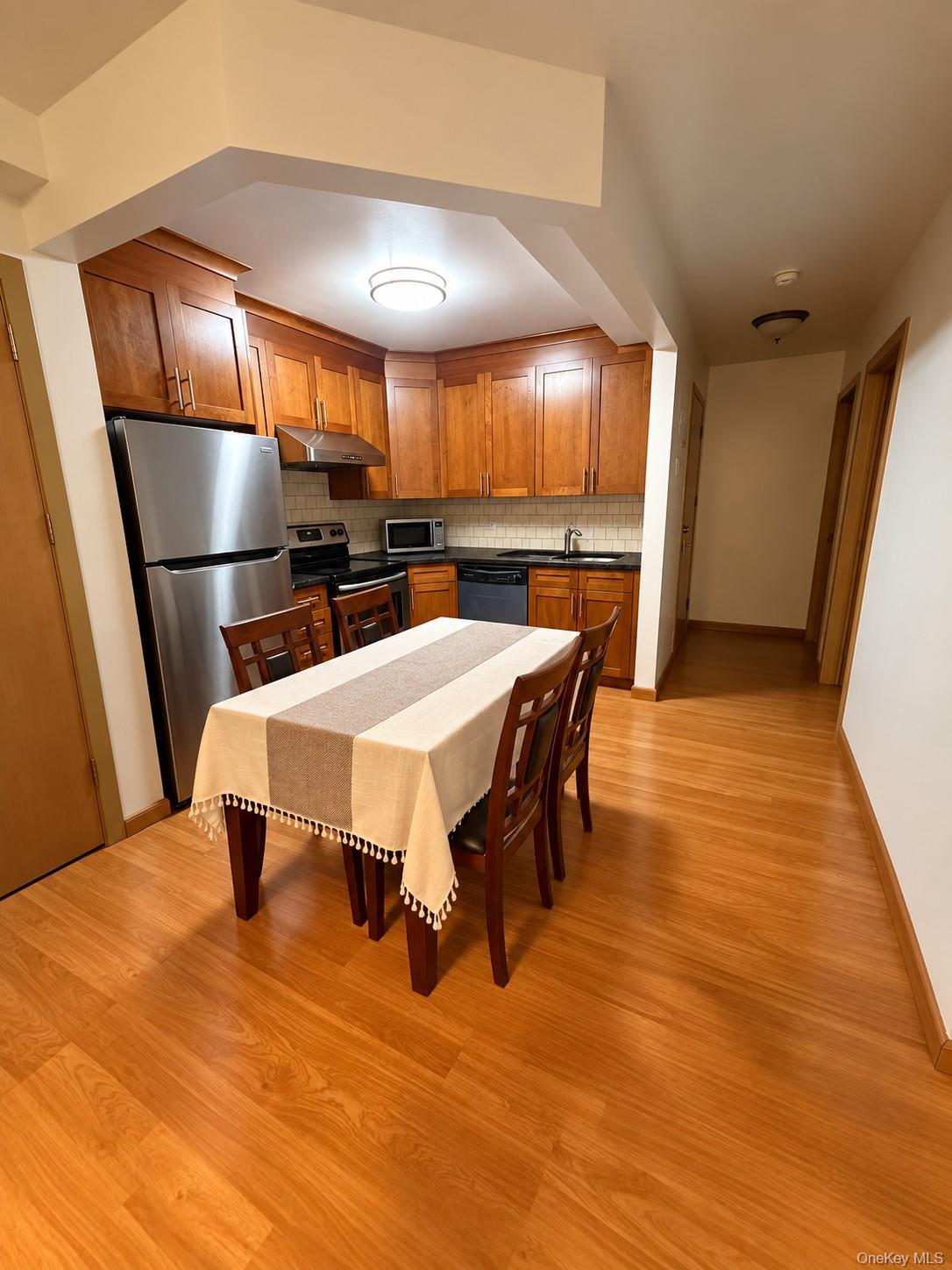 14336 37th Avenue, Unit 3D photo 3