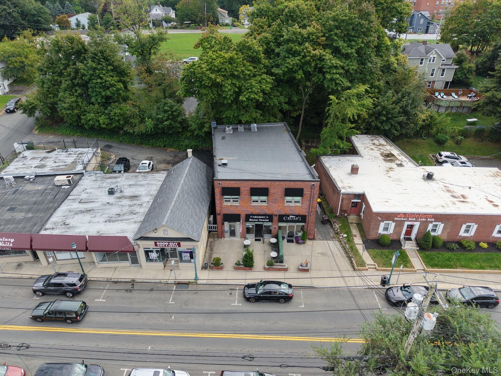 202 Main Street – For Rent photo 2