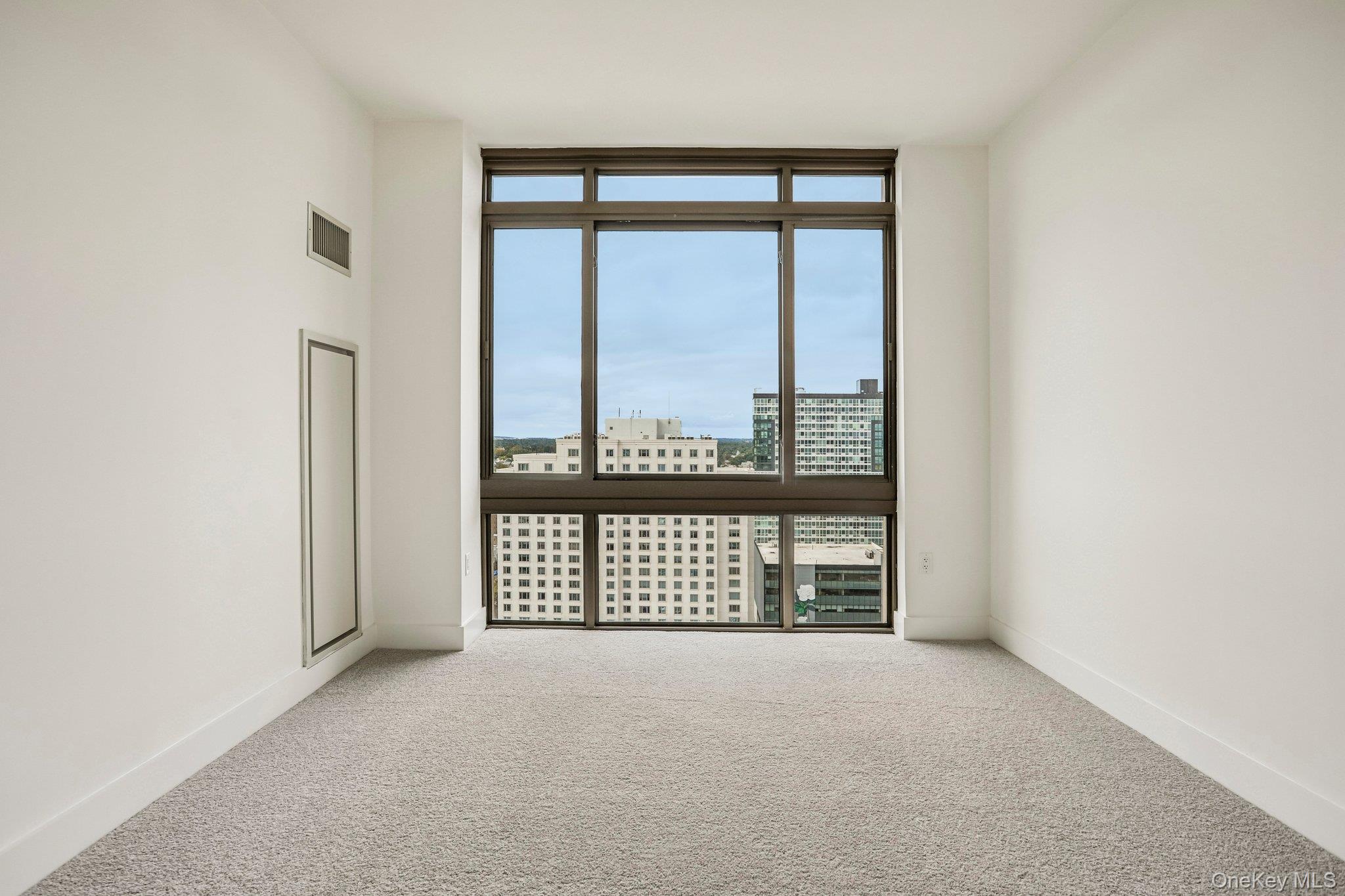175 Huguenot Street, Unit 2107 photo 34