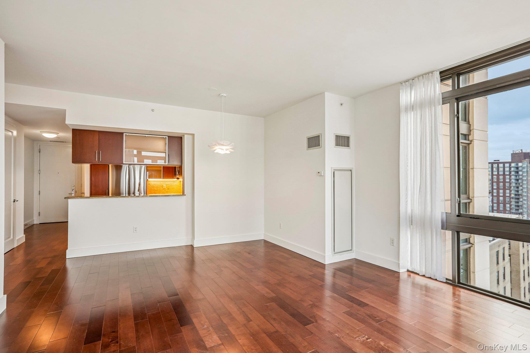 175 Huguenot Street, Unit 2107 photo 13