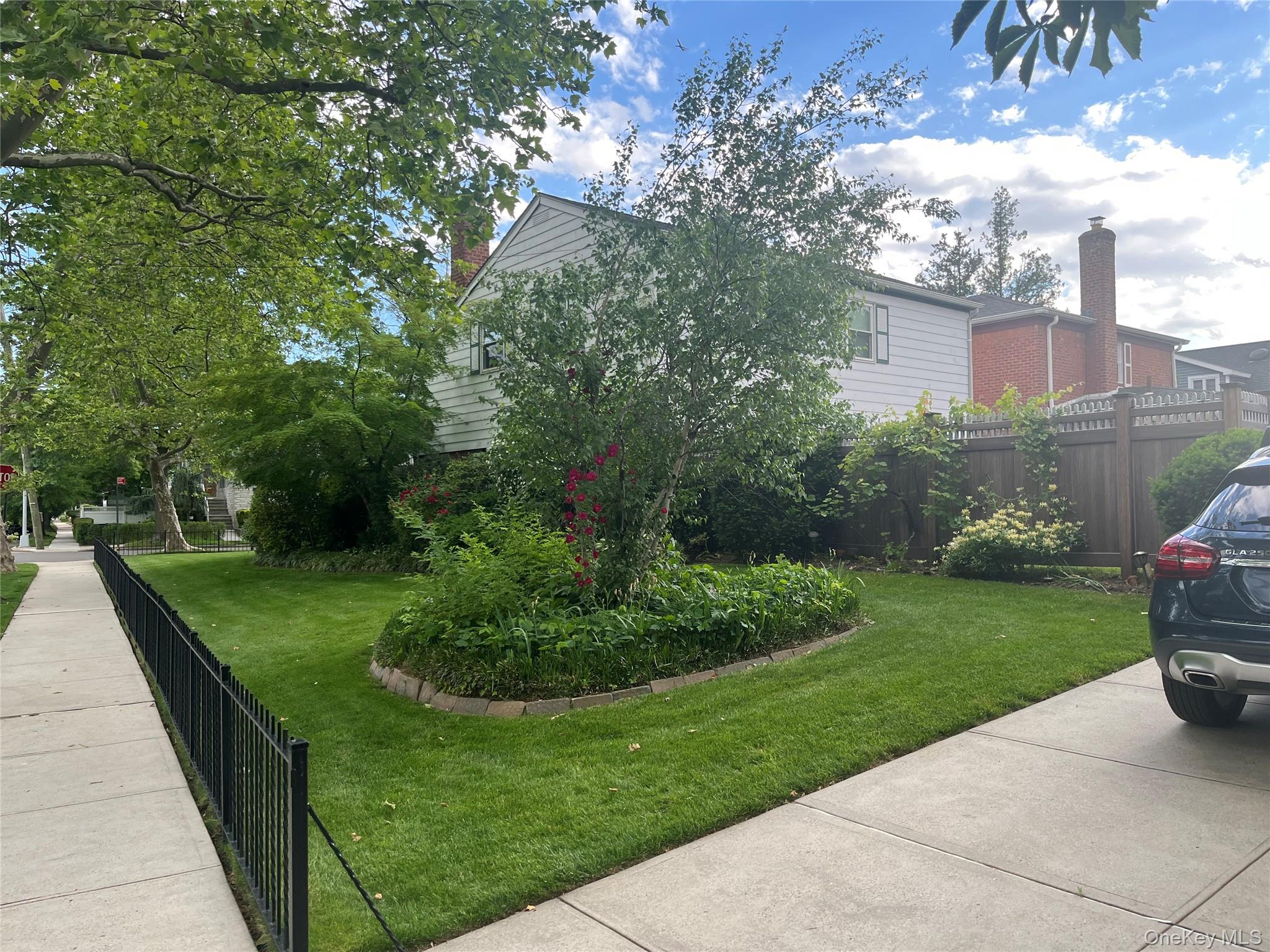 20953 28th Avenue – For Sale photo 11