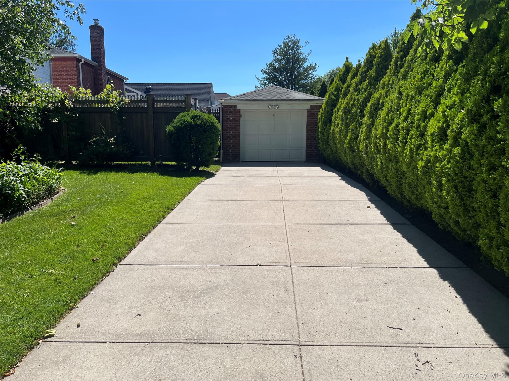 20953 28th Avenue – For Sale photo 3