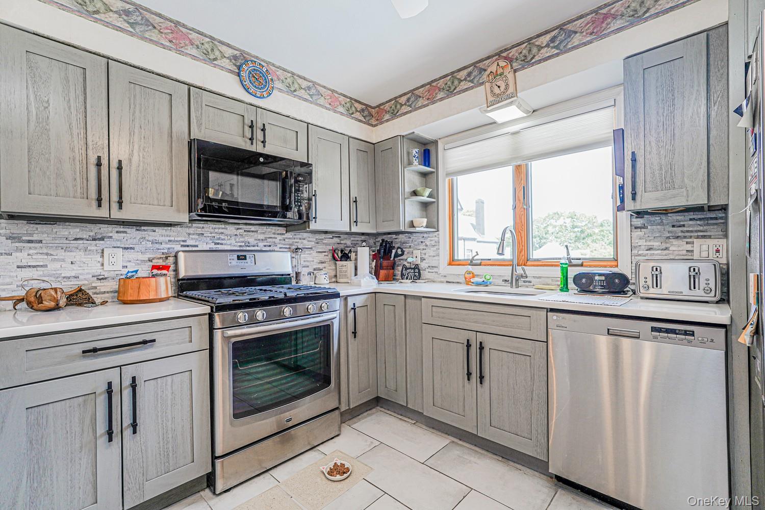 17 Murray Place – For Sale photo 16