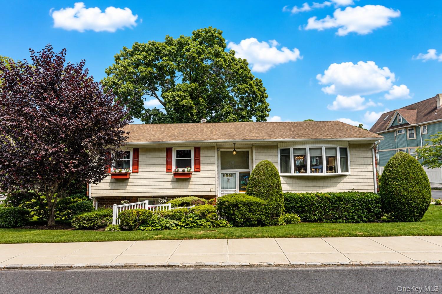 17 Murray Place – For Sale