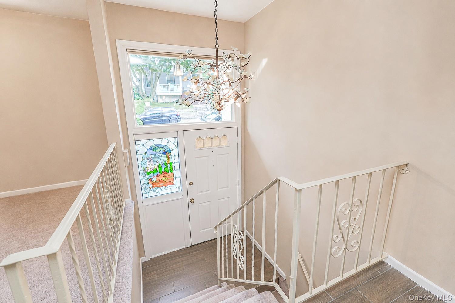 17 Murray Place – For Sale photo 2