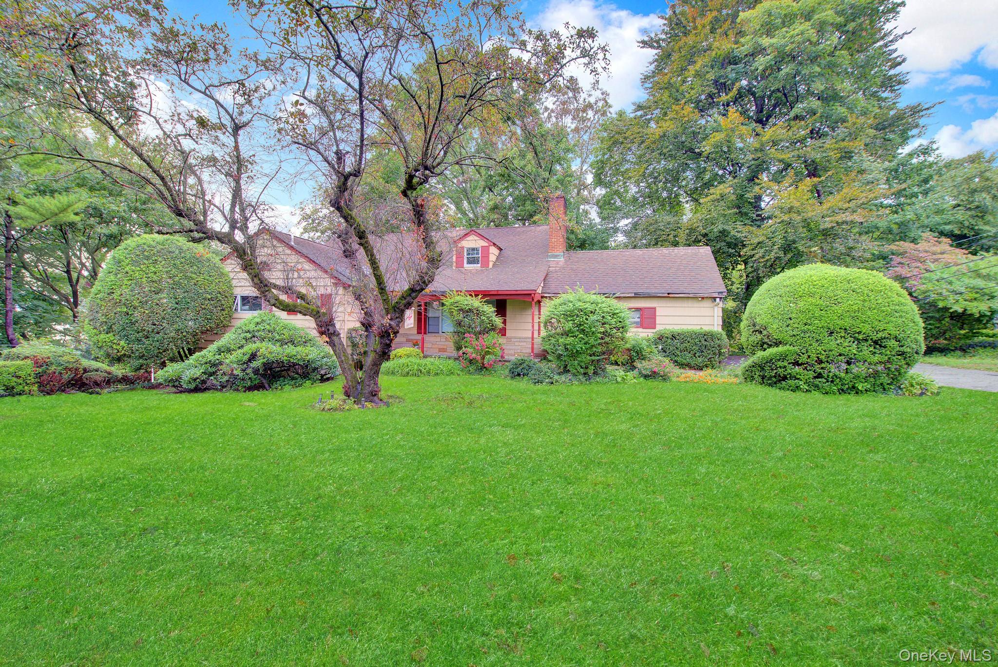 6 Soundview Road – For Sale