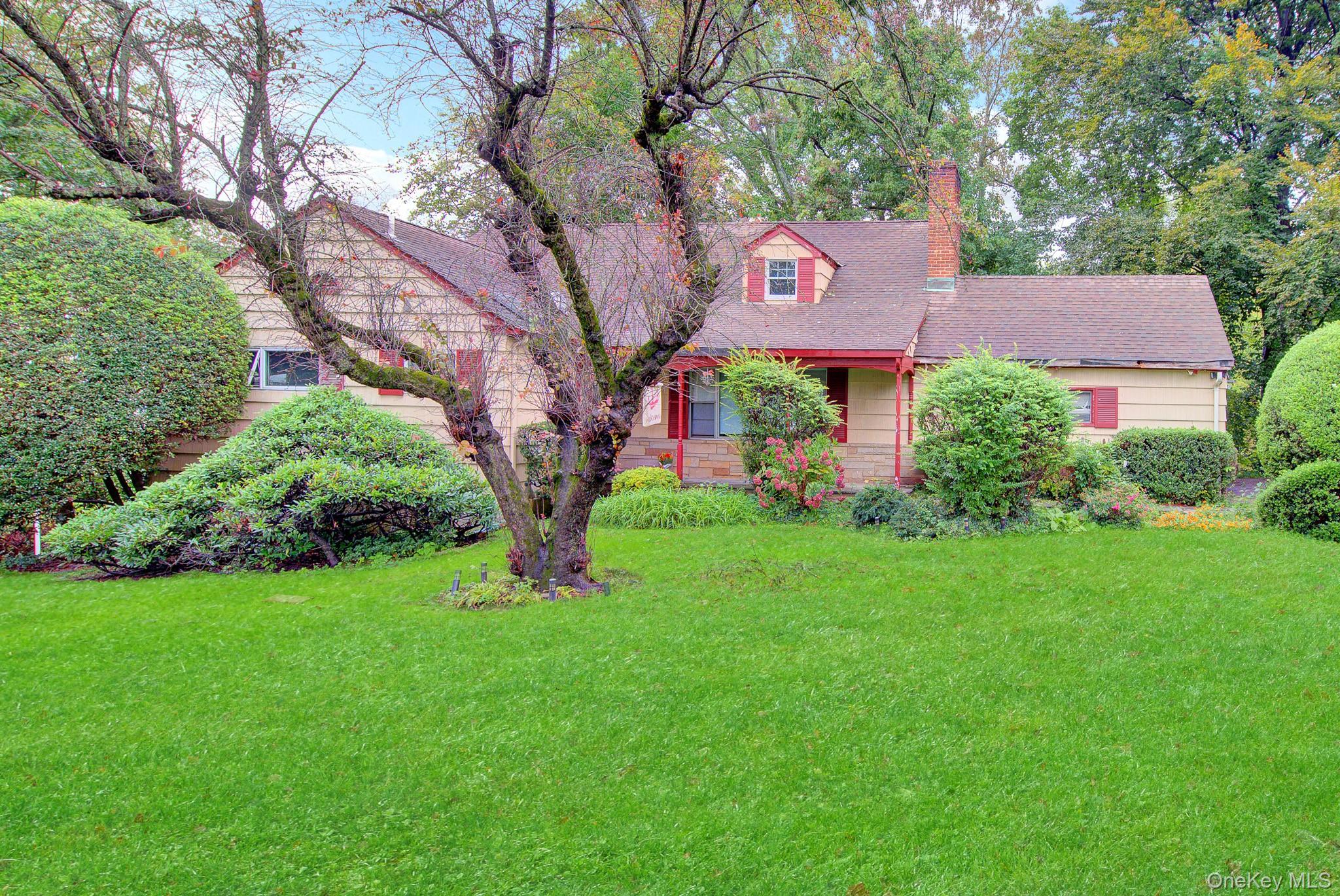 6 Soundview Road – For Sale photo 2