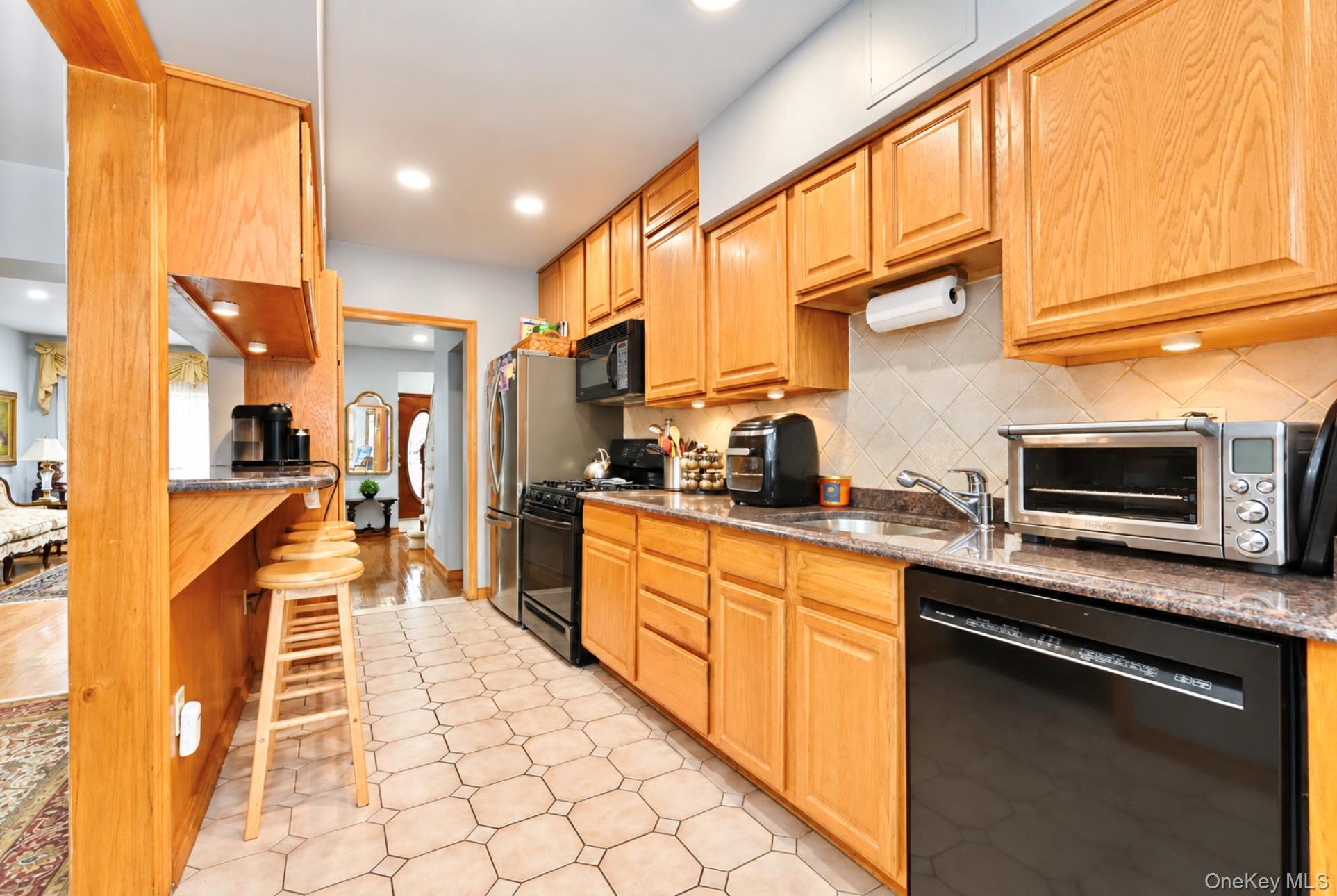 53-31 210th Street – For Sale photo 4