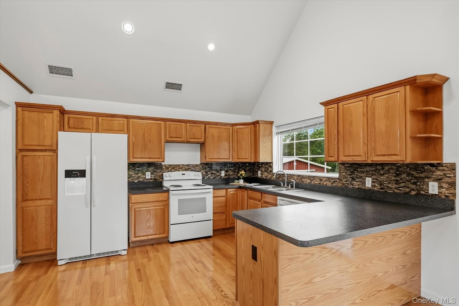160 Pirog Road – For Sale photo 11