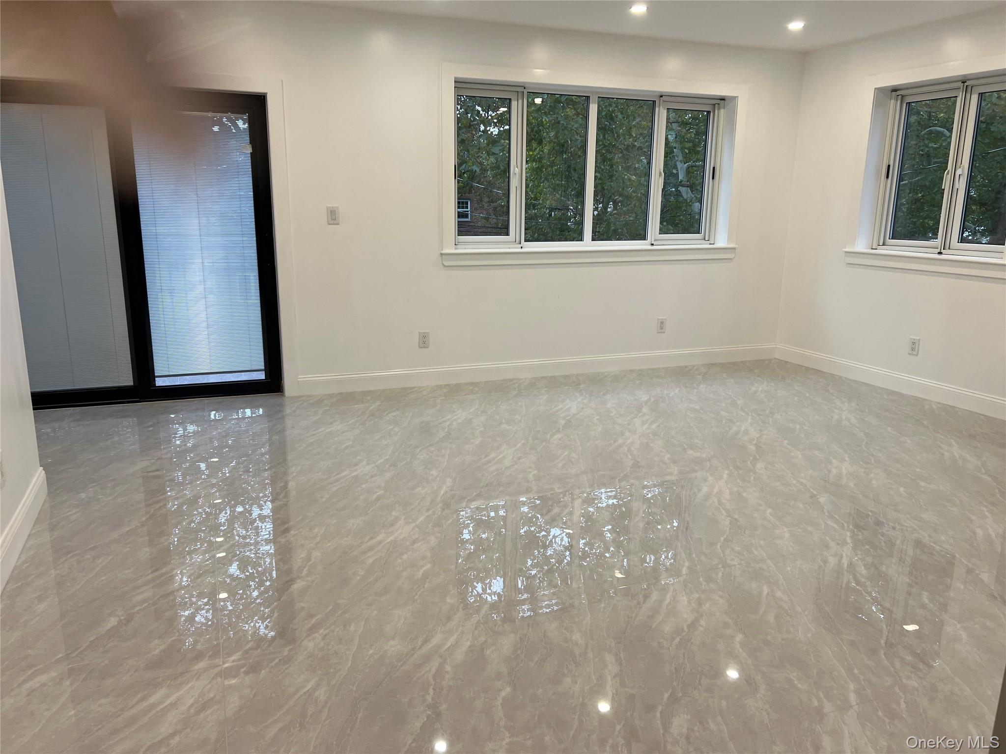160-31 73rd Avenue, Unit 2FL photo 2