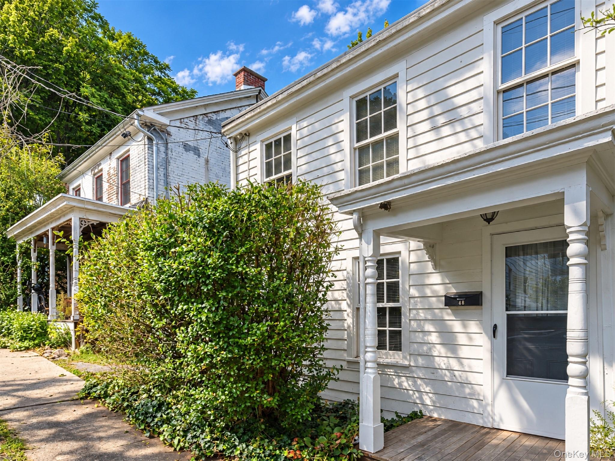48 Tompkins Street – For Sale
