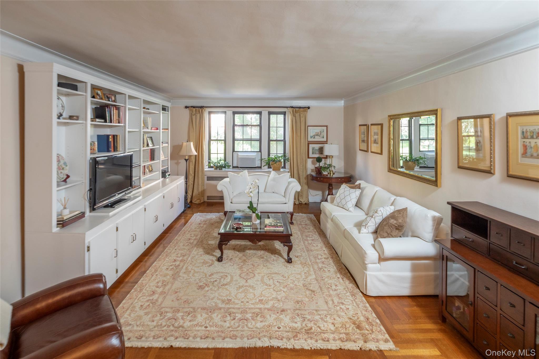 35 Parkview Avenue, Unit 1D photo 2