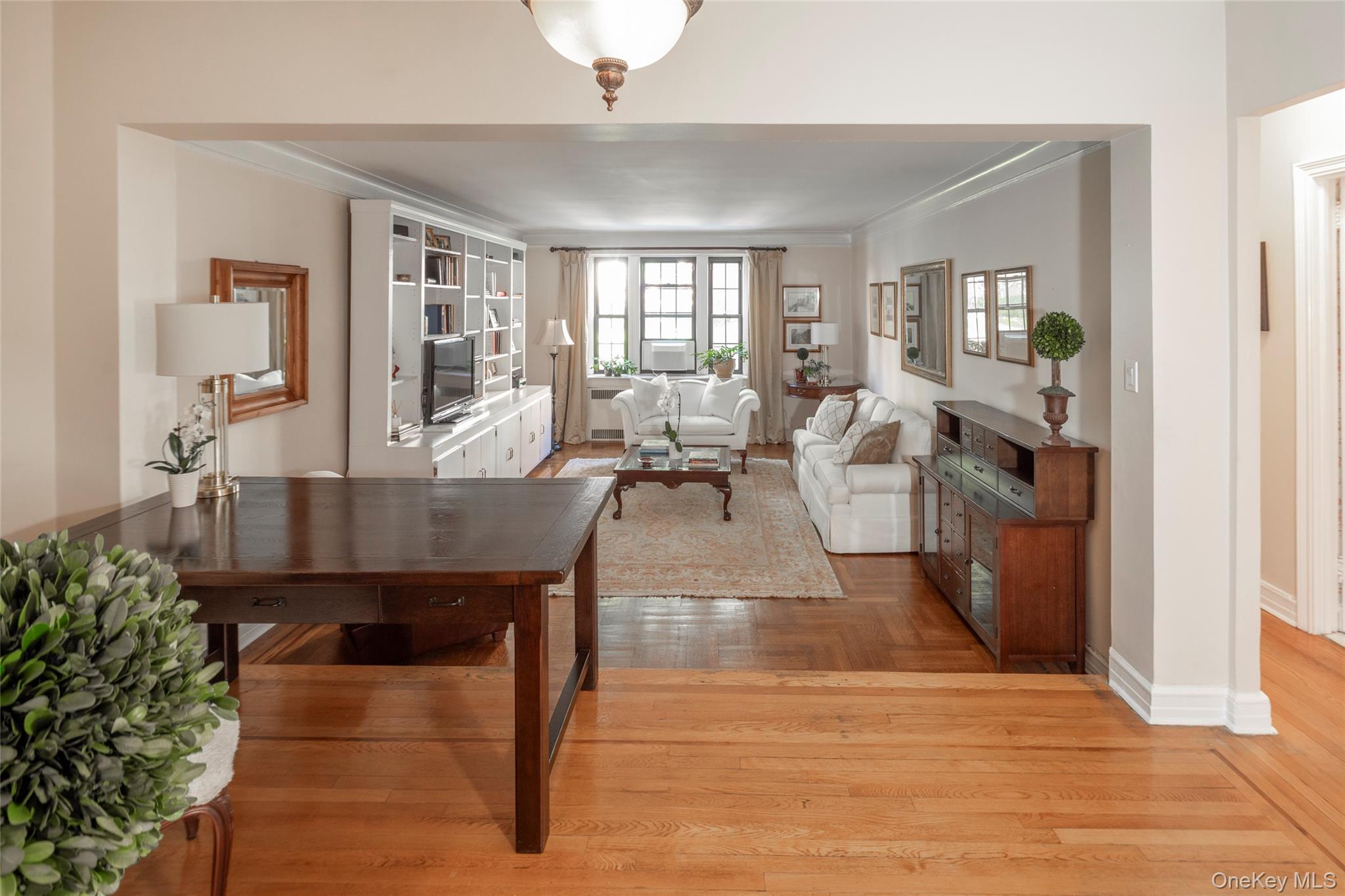 35 Parkview Avenue, Unit 1D