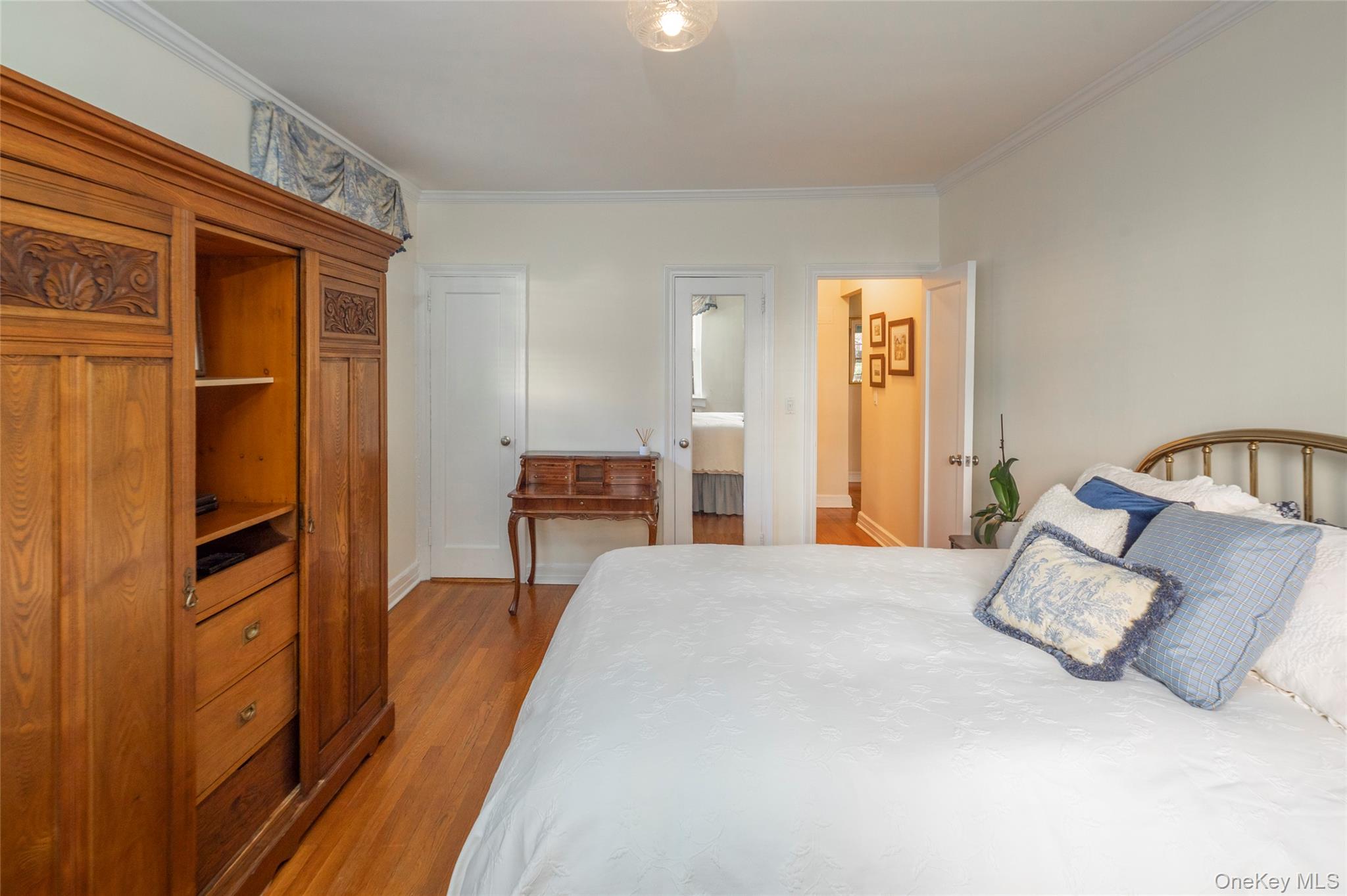 35 Parkview Avenue, Unit 1D photo 8