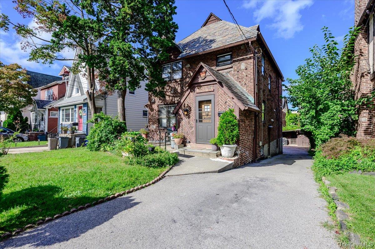631 Kimball Avenue – For Sale photo 28