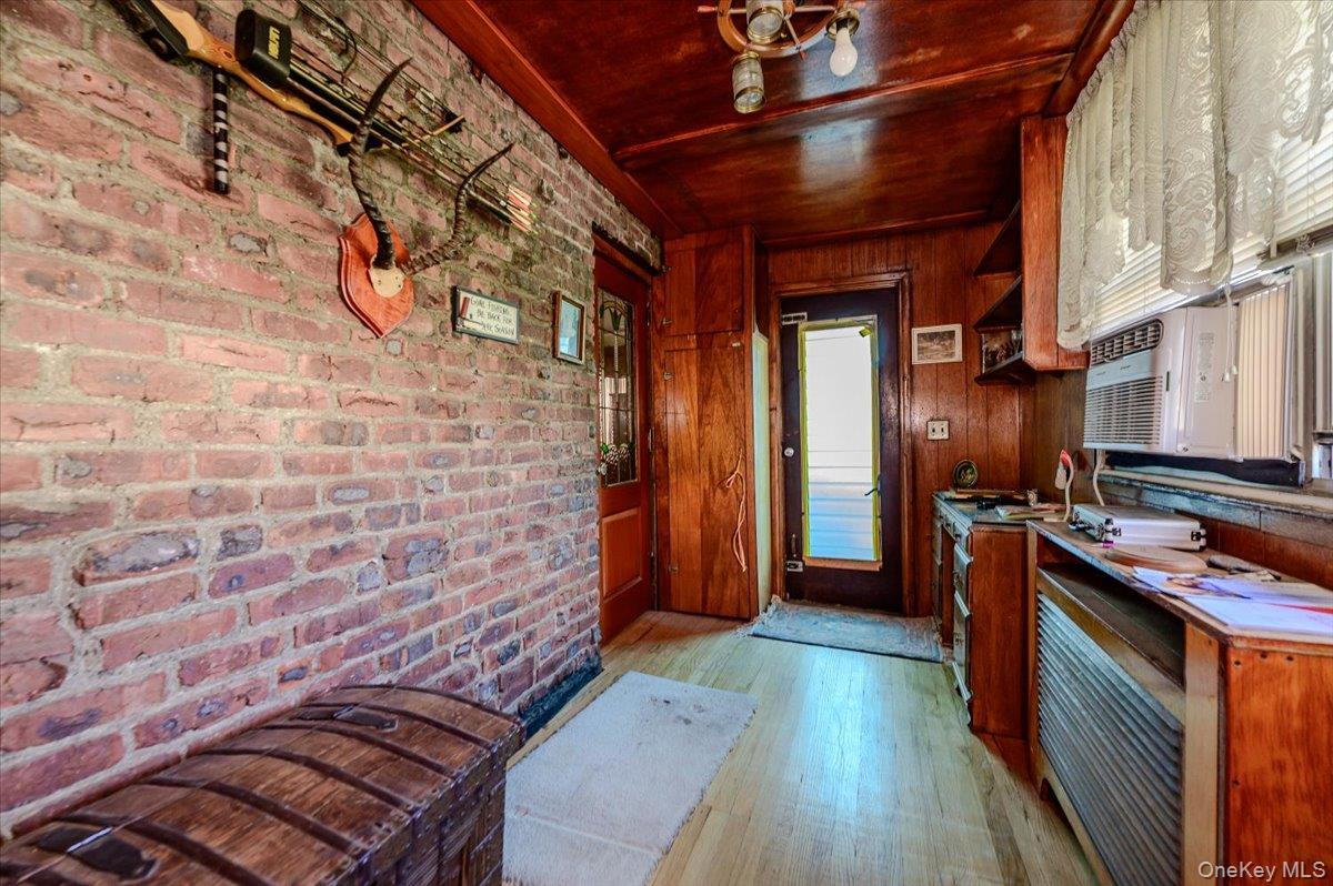 631 Kimball Avenue – For Sale photo 12
