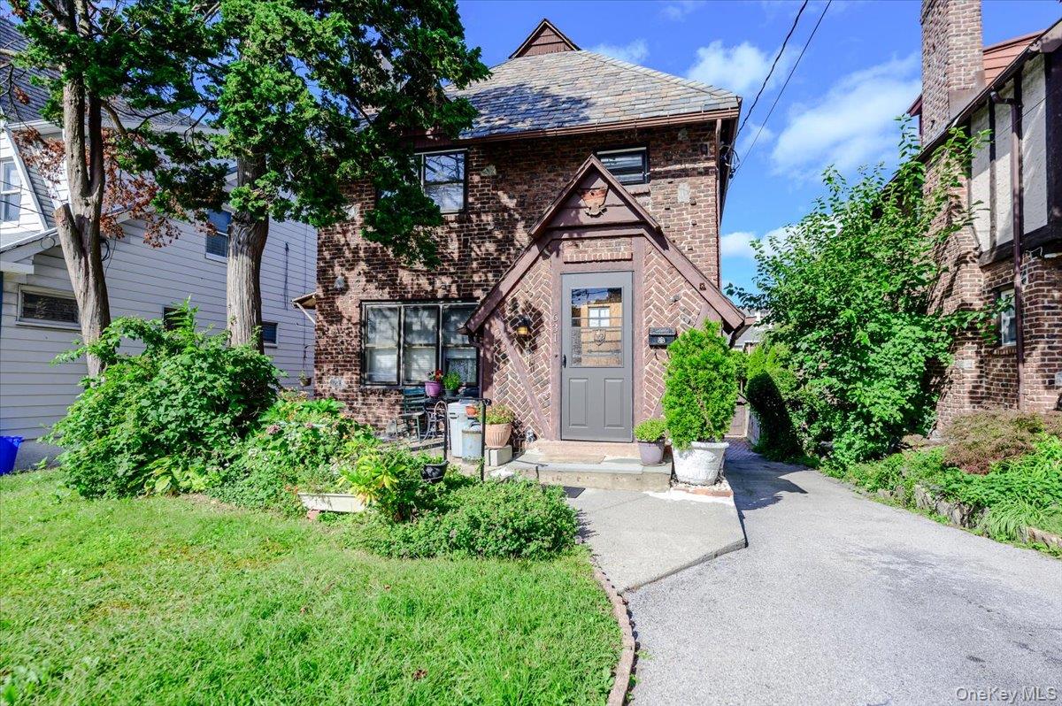 631 Kimball Avenue – For Sale