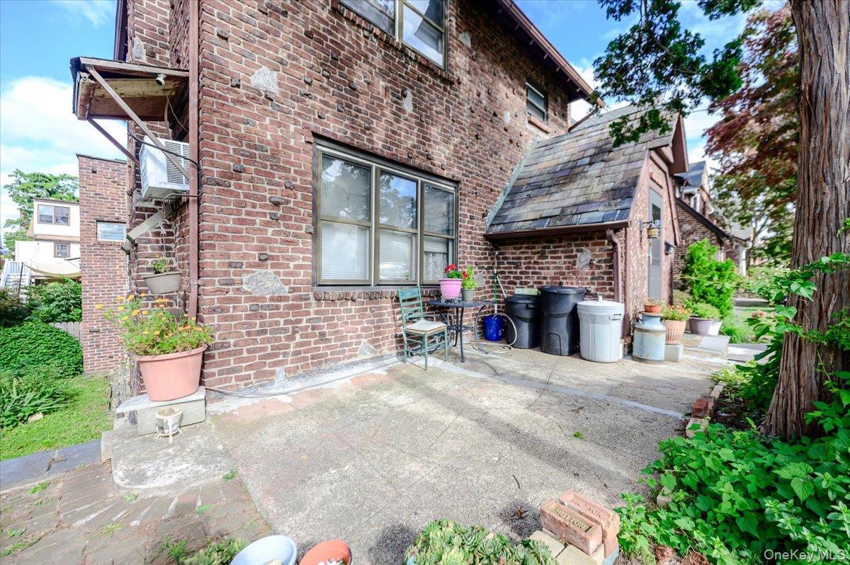 631 Kimball Avenue – For Sale photo 2