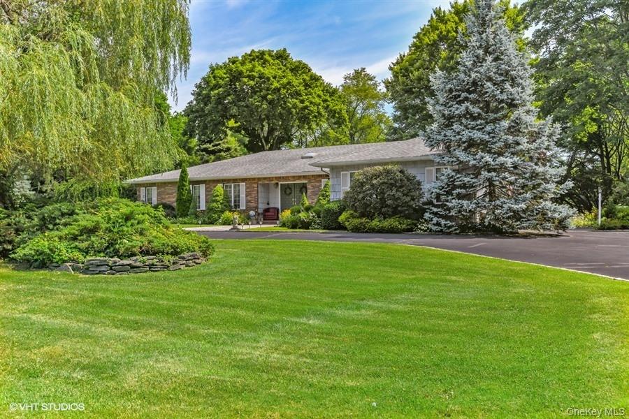 23 Hill House Lane – For Sale